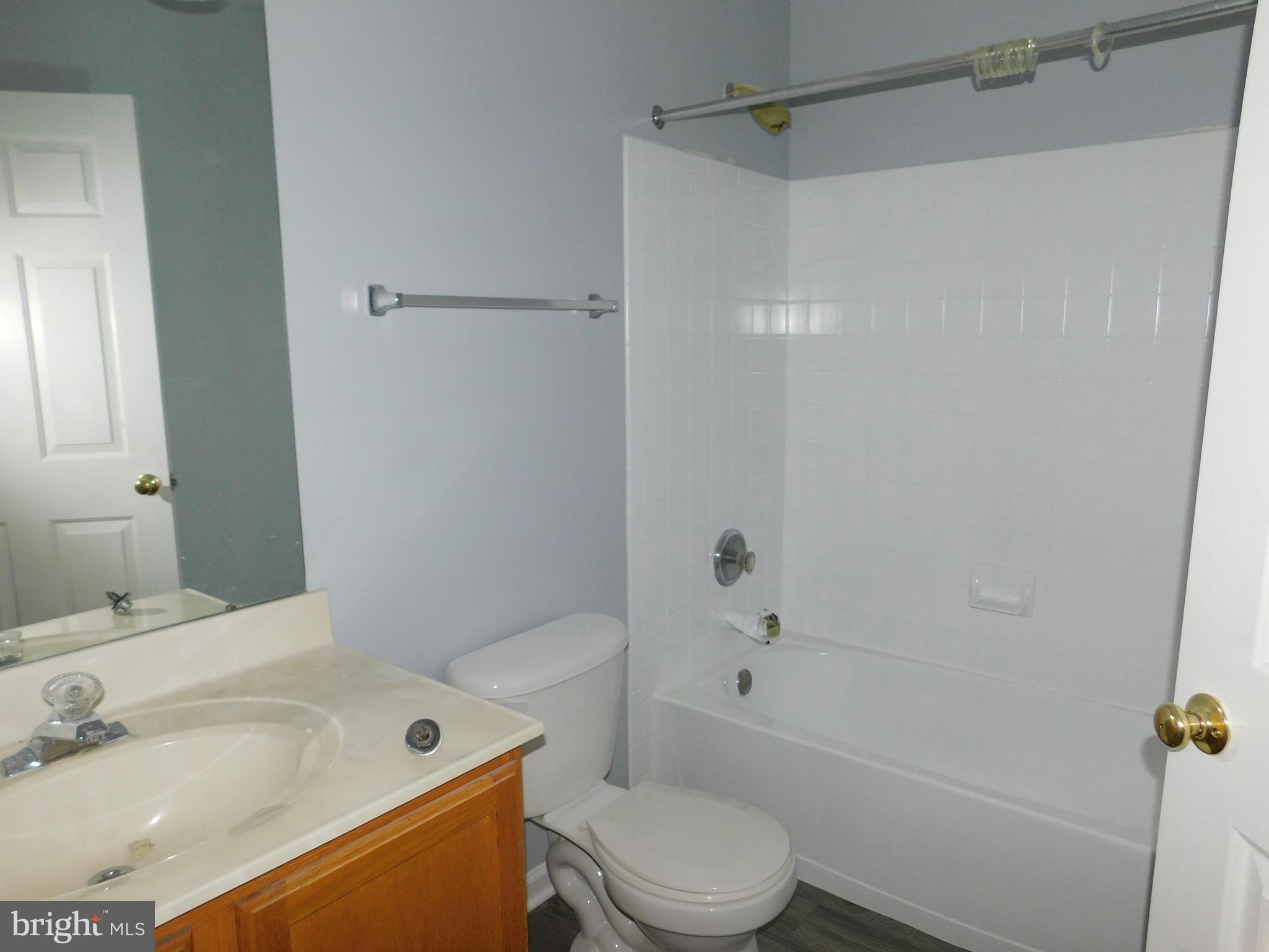 CEDAR POINTE - Residential