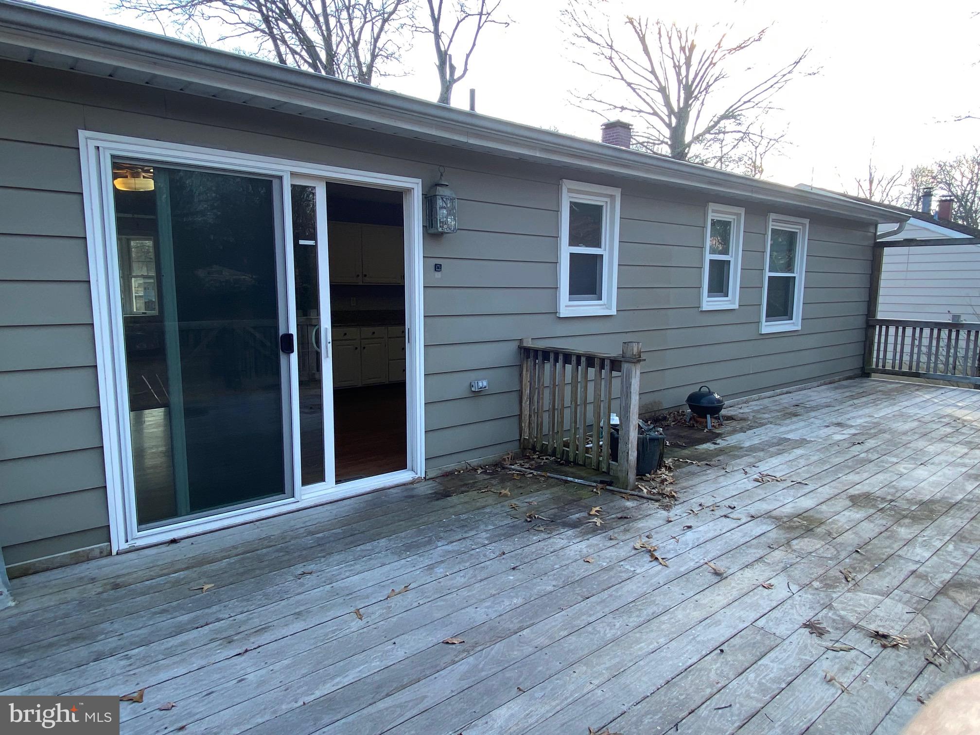 SUNRISE BEACH - Residential