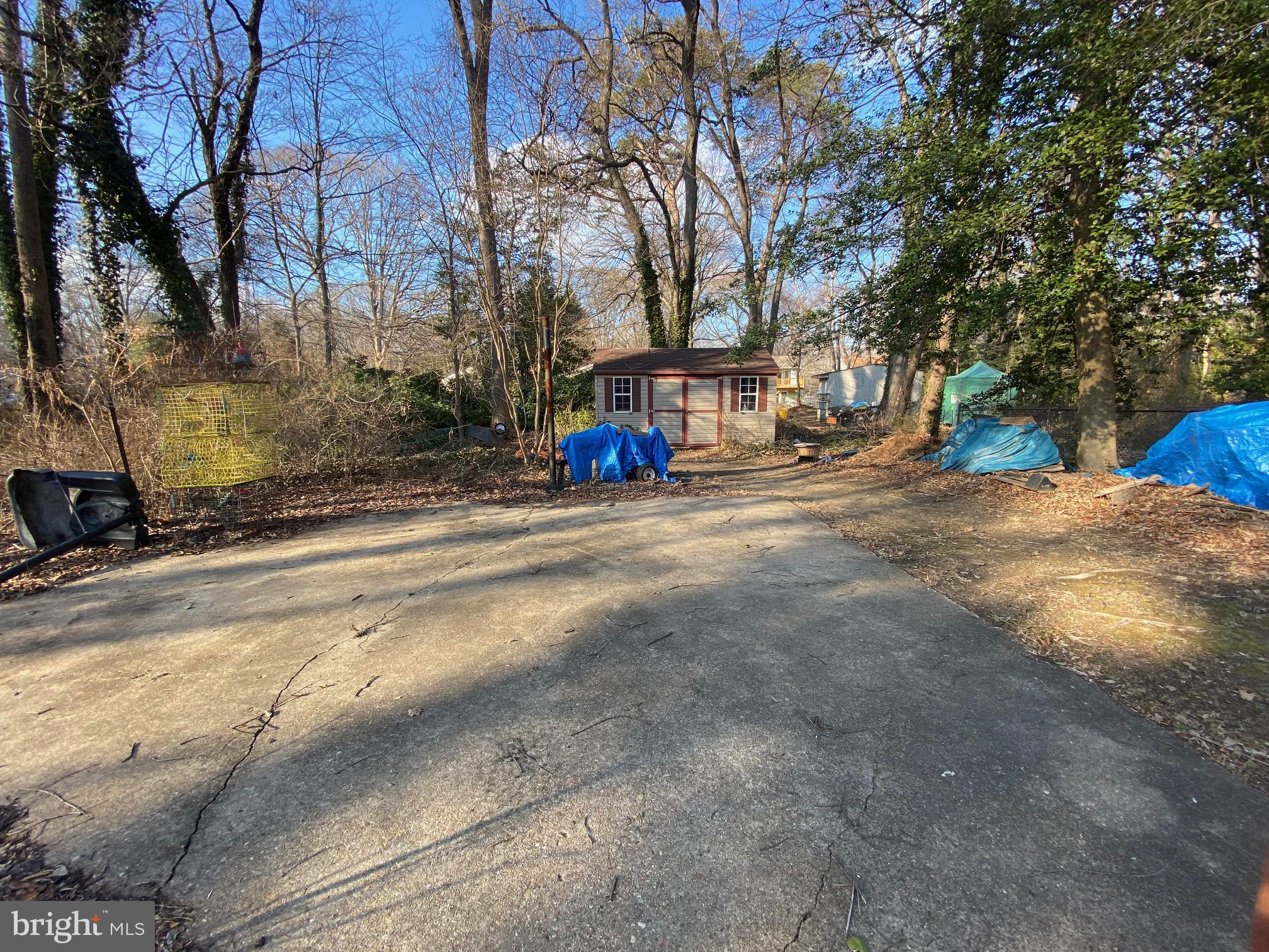 SUNRISE BEACH - Residential