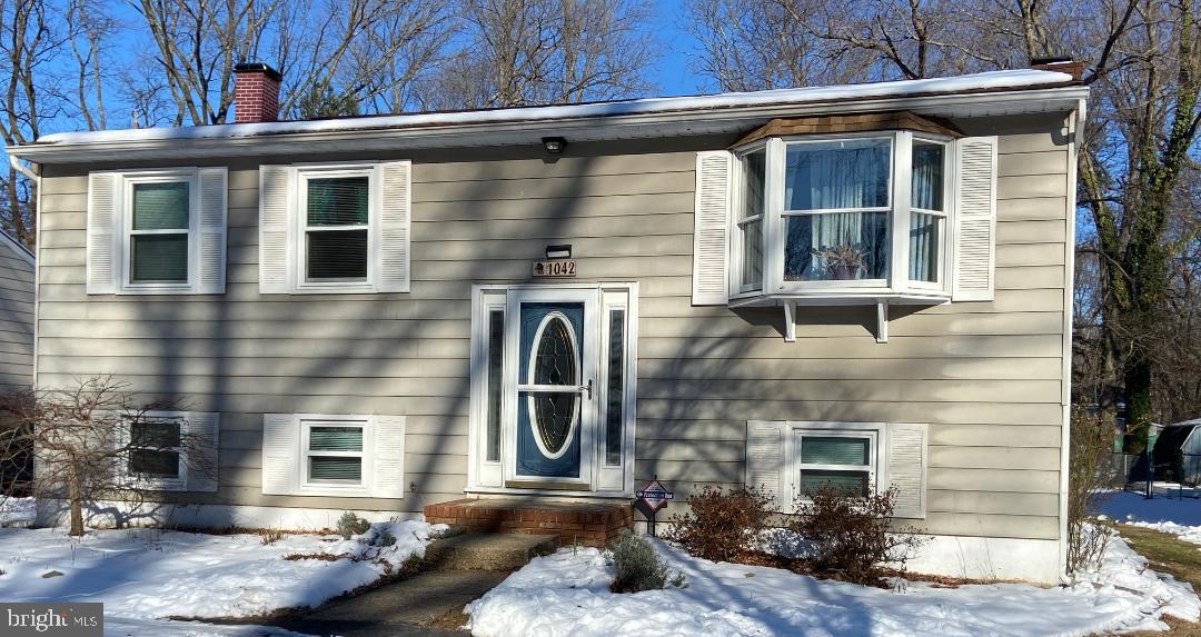 SUNRISE BEACH - Residential