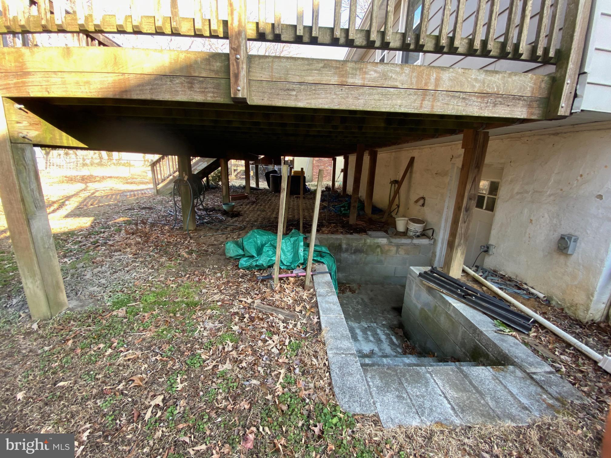 SUNRISE BEACH - Residential