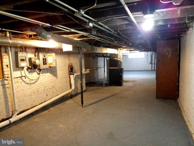 HIGHLANDTOWN - Residential