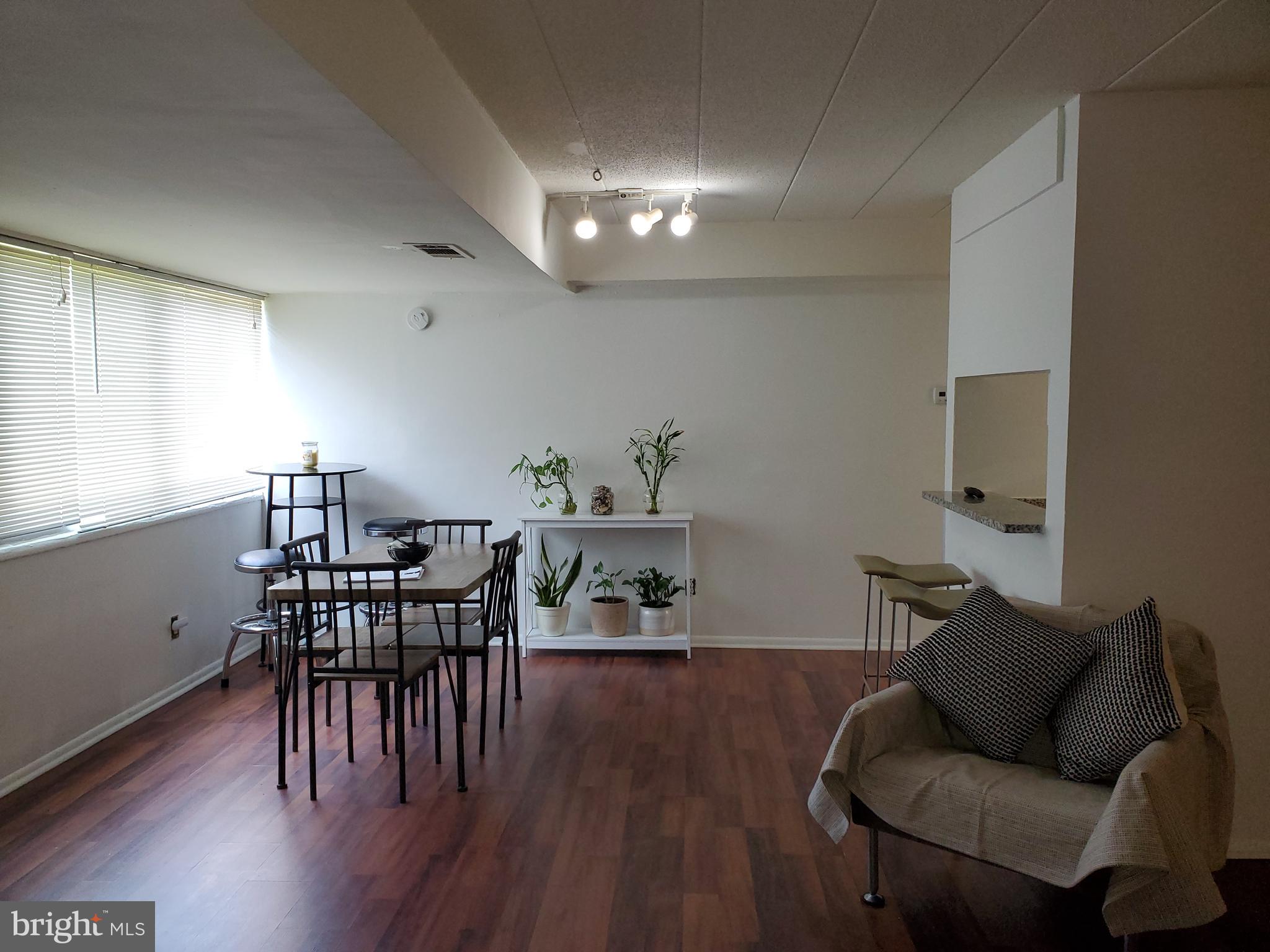 PRESIDENTIAL PARK - Residential