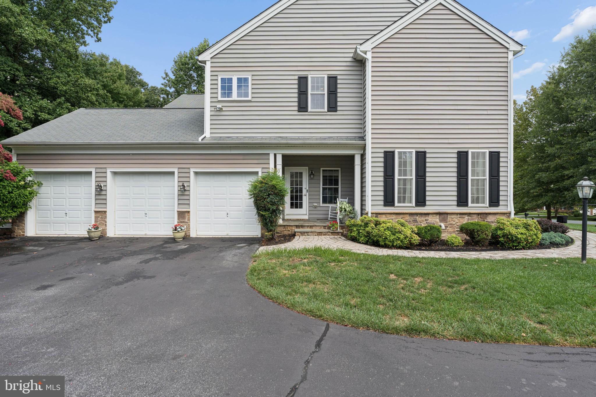 4325 BUCKSKIN WOOD DRIVE