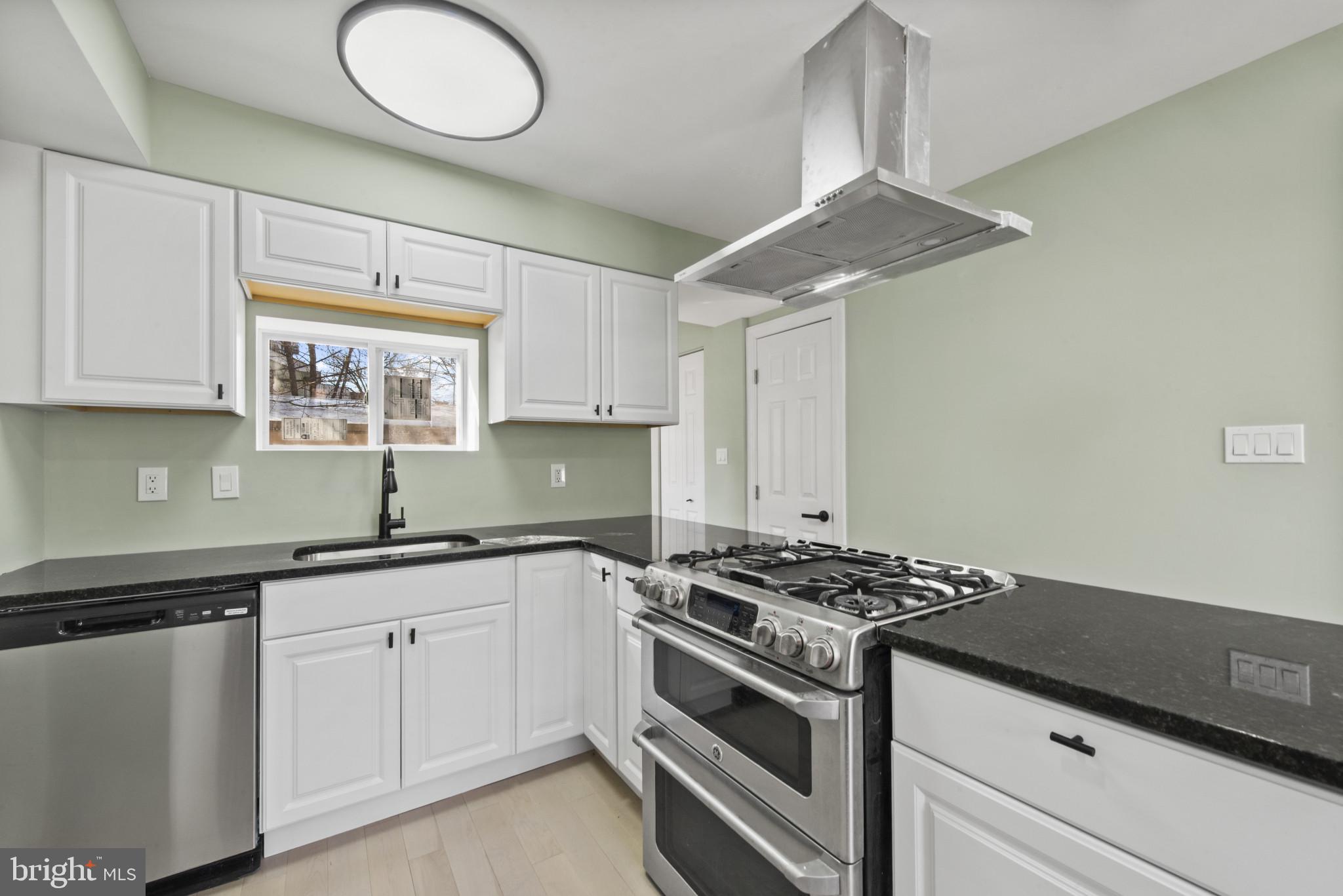 OLD DUNDALK - Residential