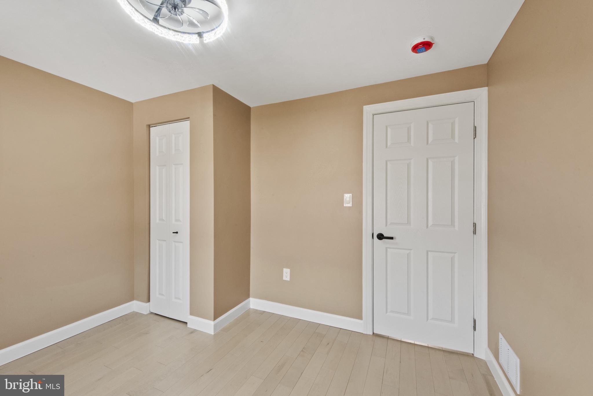 OLD DUNDALK - Residential