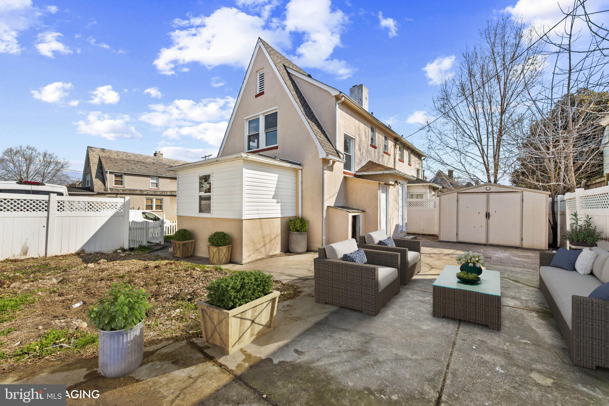 OLD DUNDALK - Residential