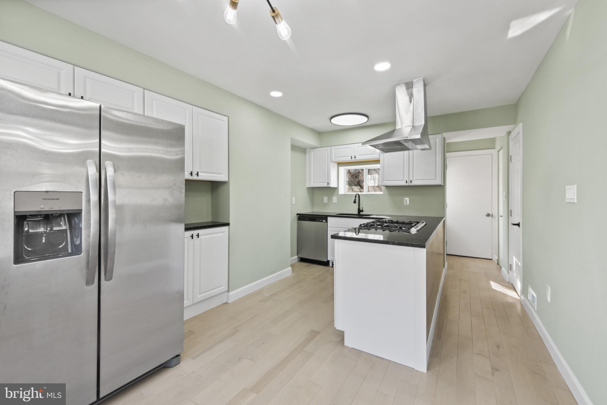 OLD DUNDALK - Residential