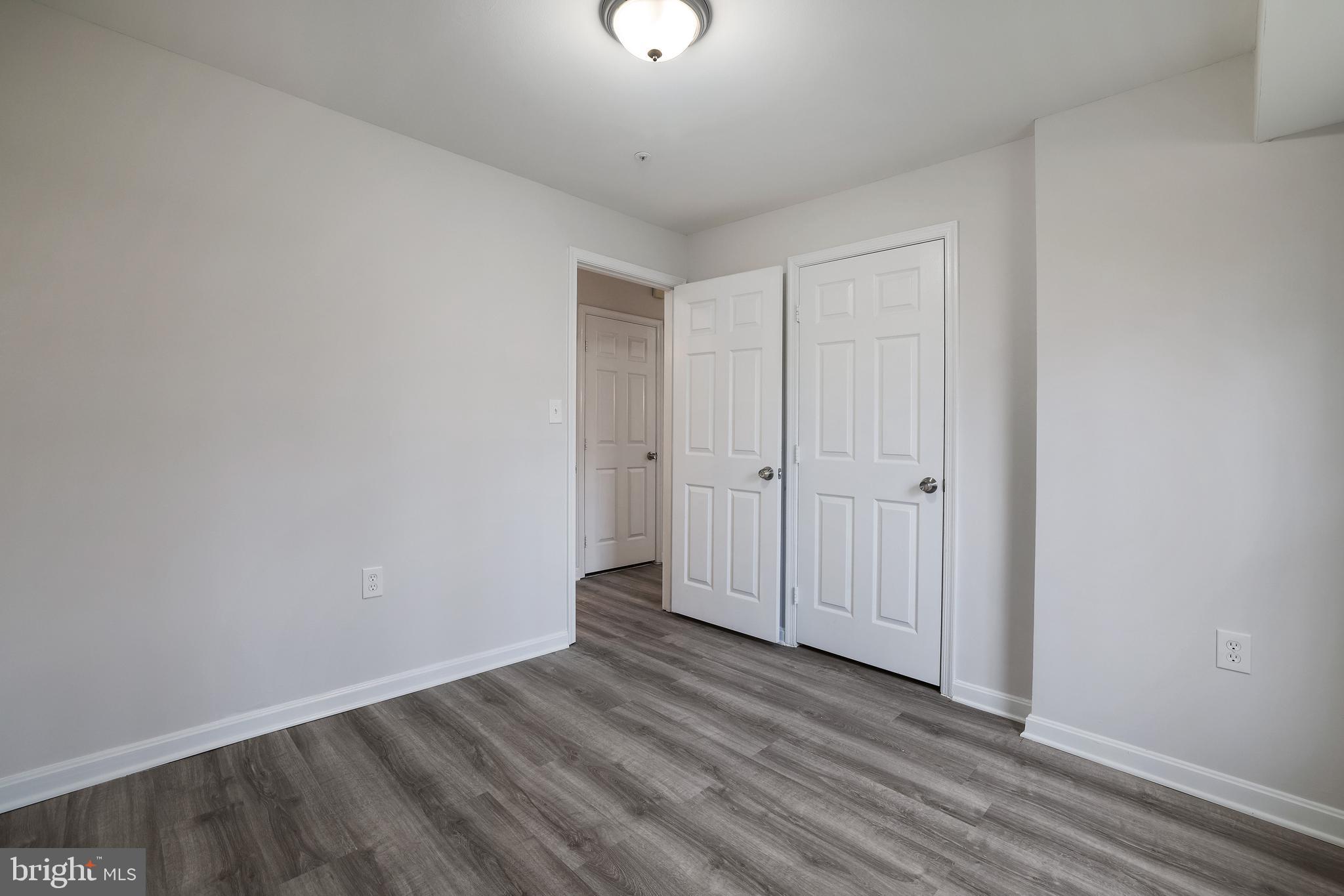 LAKE POINTE CONDOMINIUMS - Residential Lease