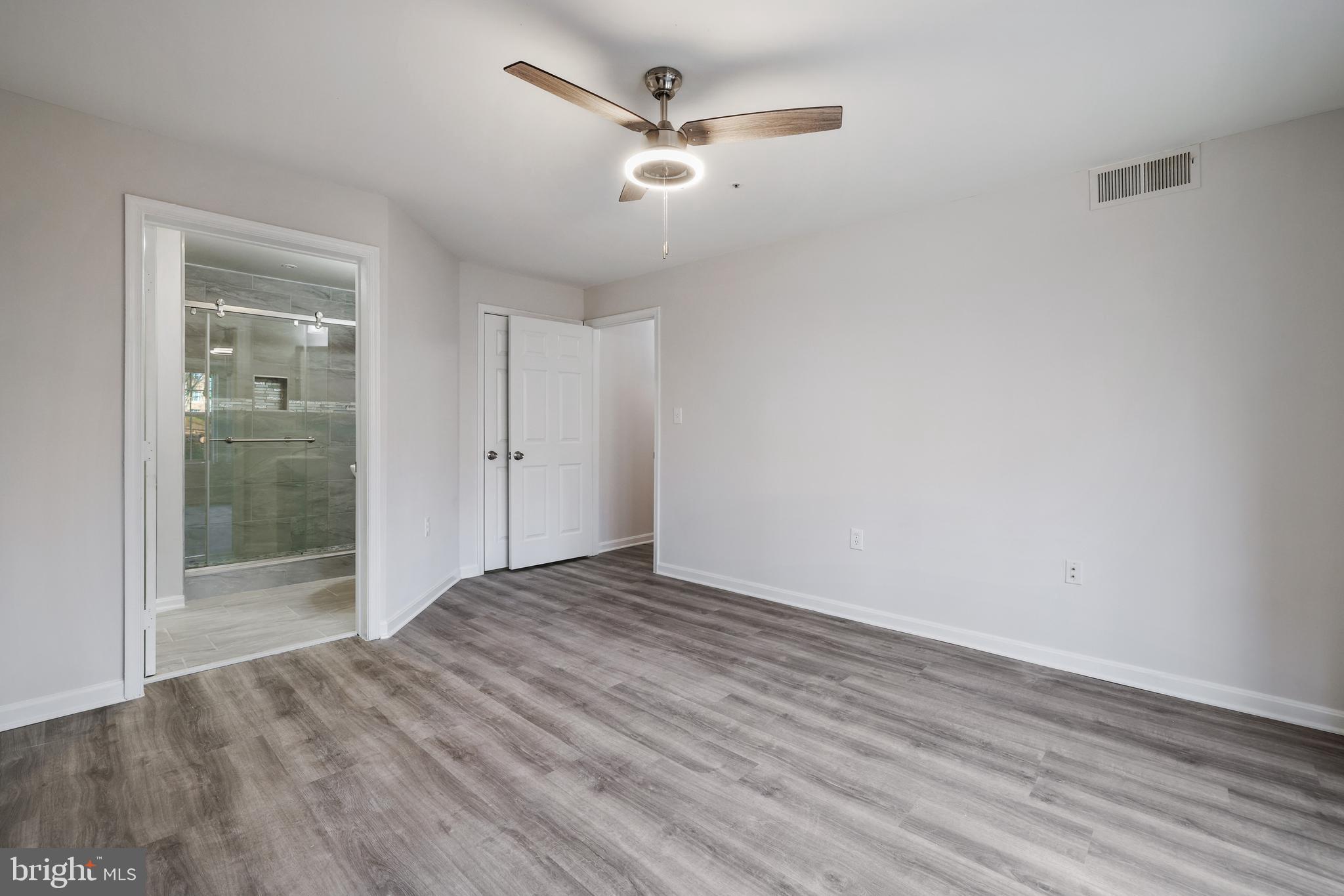 LAKE POINTE CONDOMINIUMS - Residential Lease