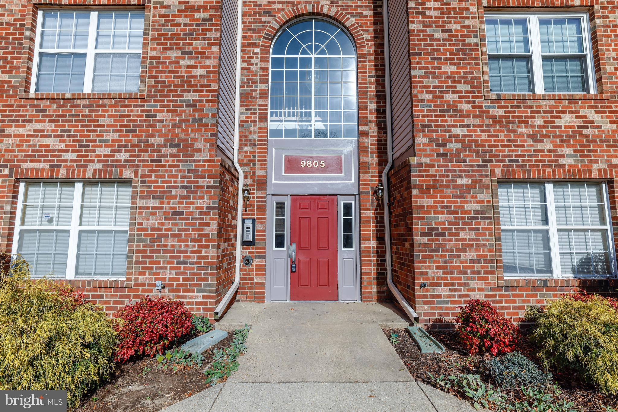 LAKE POINTE CONDOMINIUMS - Residential Lease