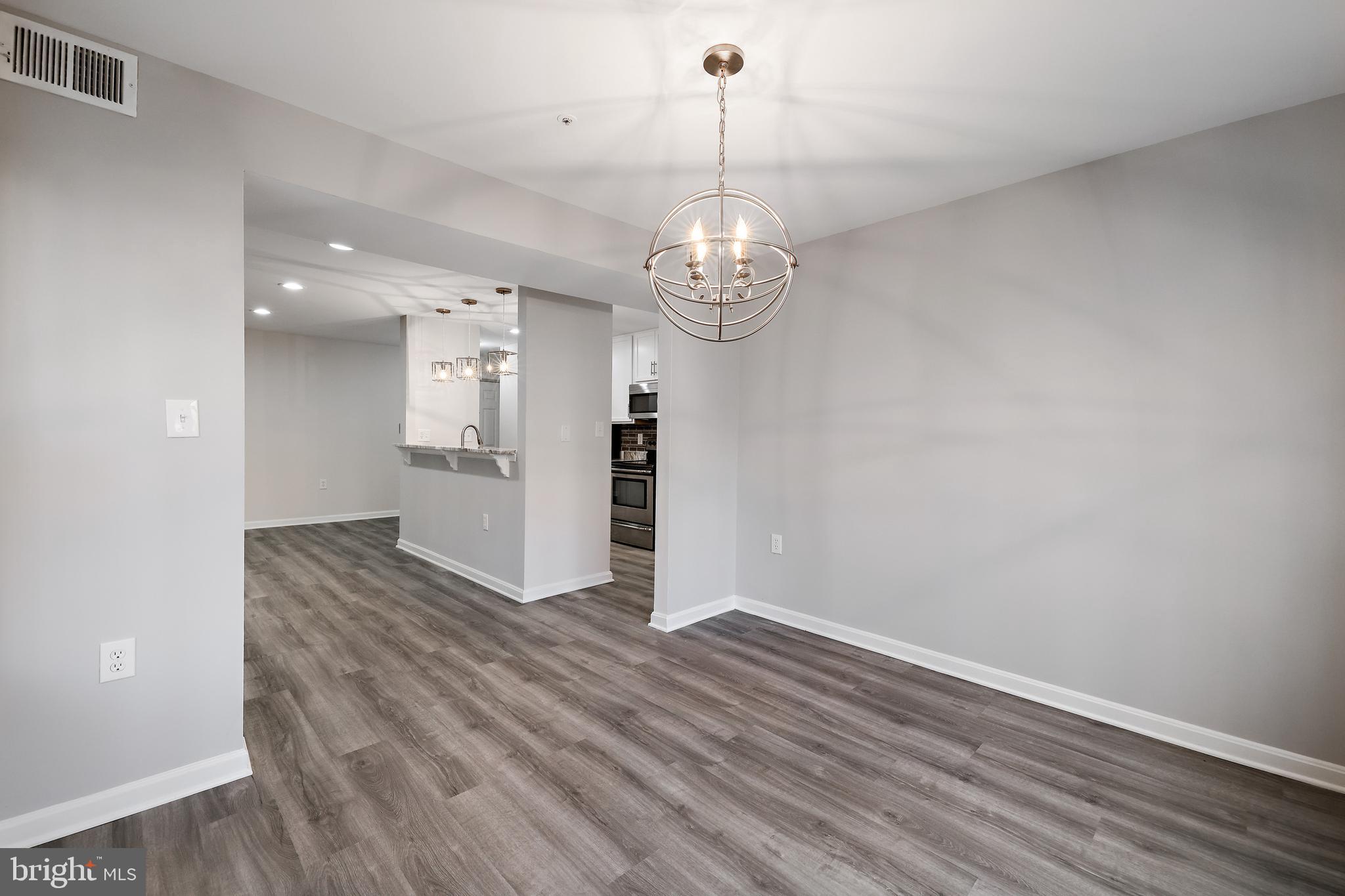 LAKE POINTE CONDOMINIUMS - Residential Lease