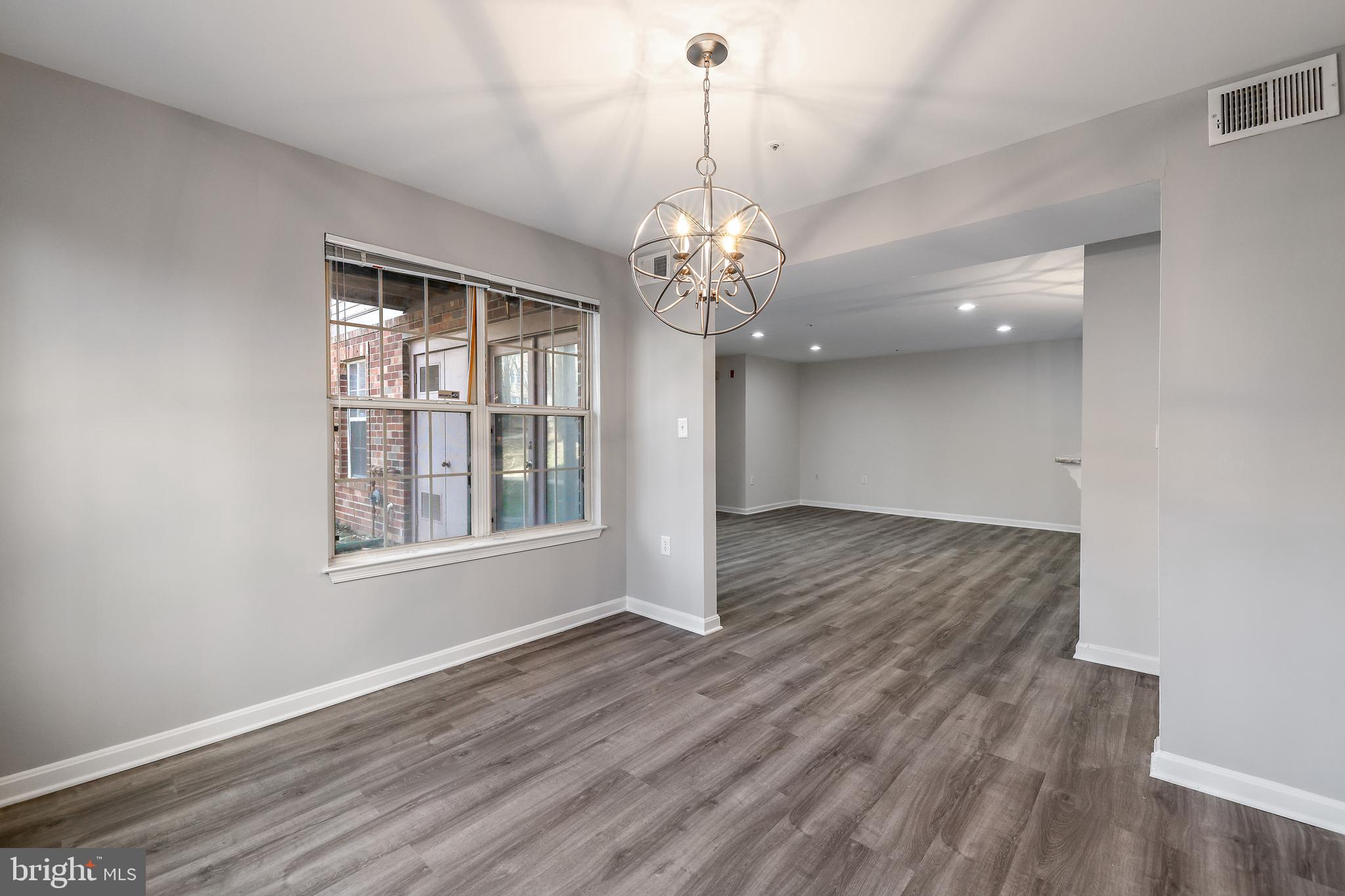 LAKE POINTE CONDOMINIUMS - Residential Lease