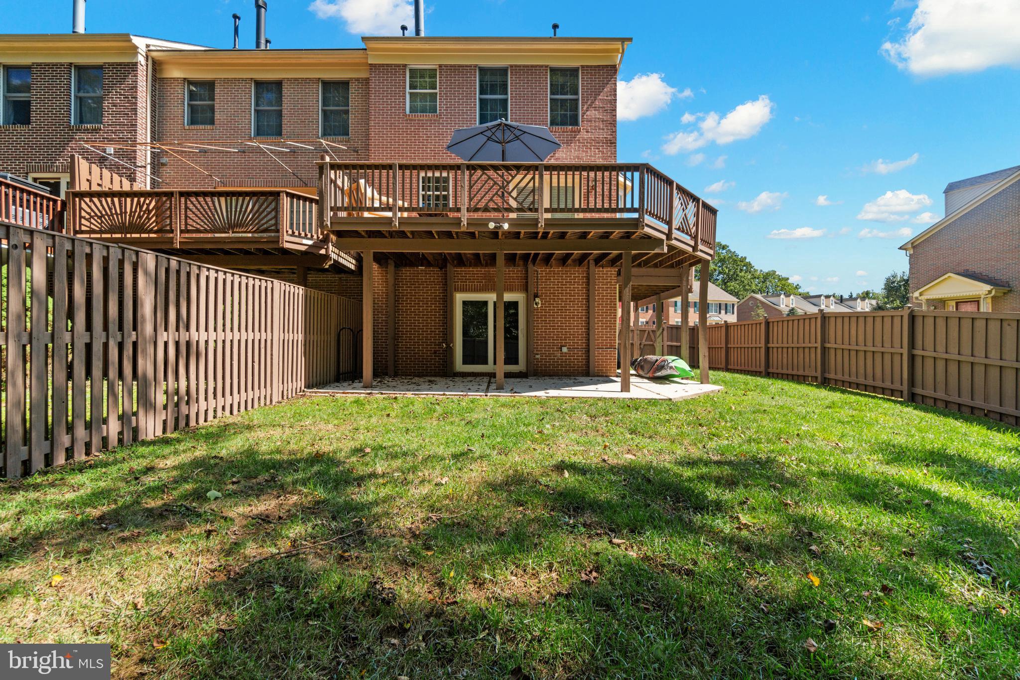 HUNTERS RUN - Residential