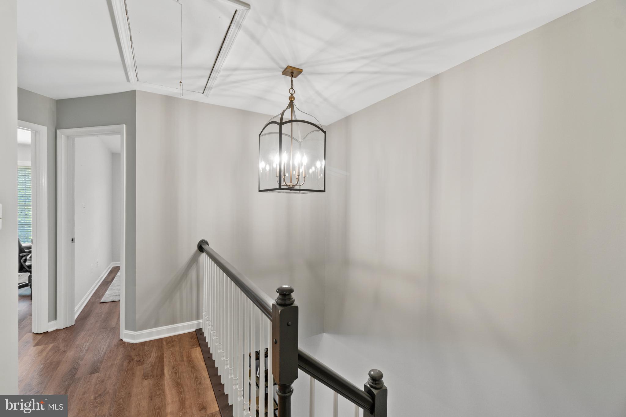 HUNTERS RUN - Residential