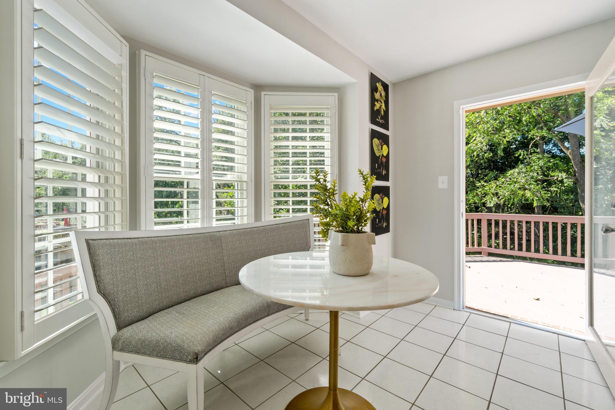 HUNTERS RUN - Residential