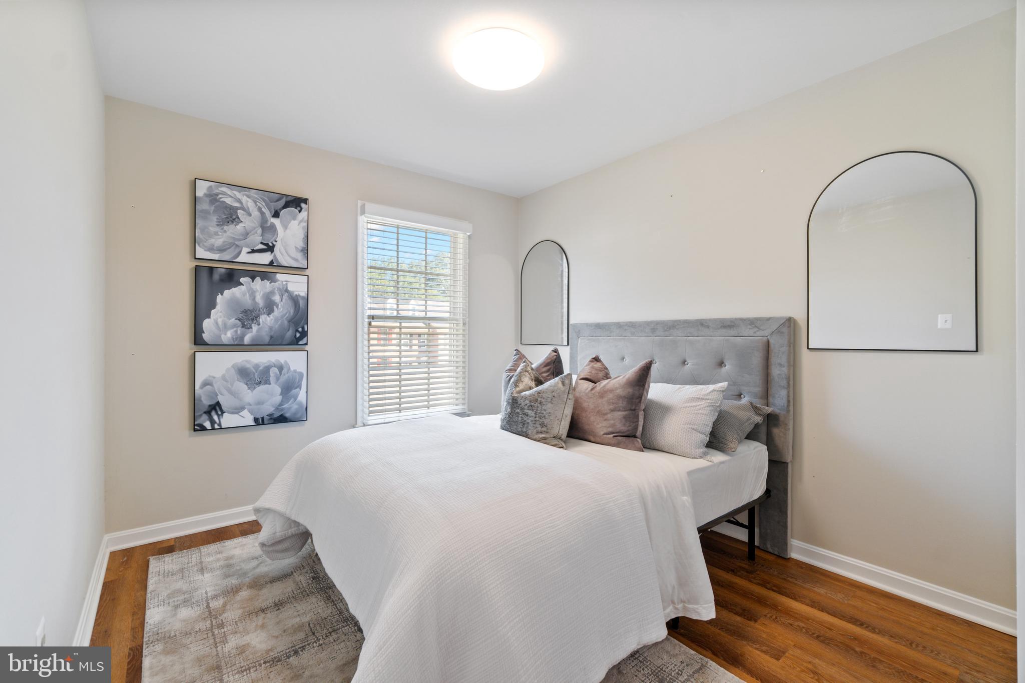 HUNTERS RUN - Residential