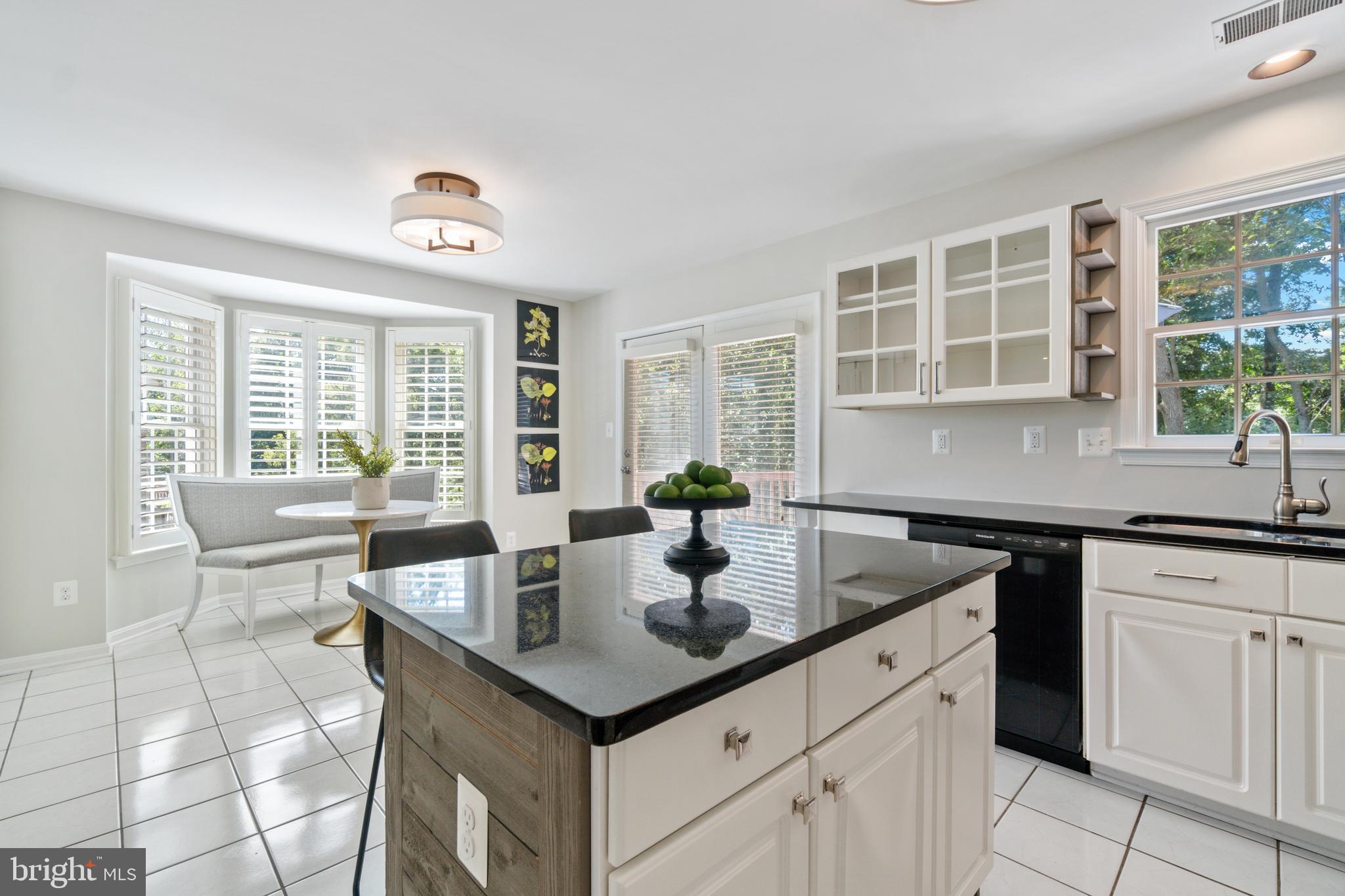 HUNTERS RUN - Residential