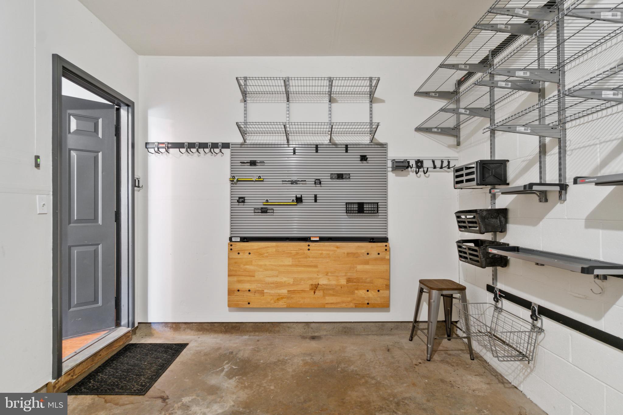 HUNTERS RUN - Residential