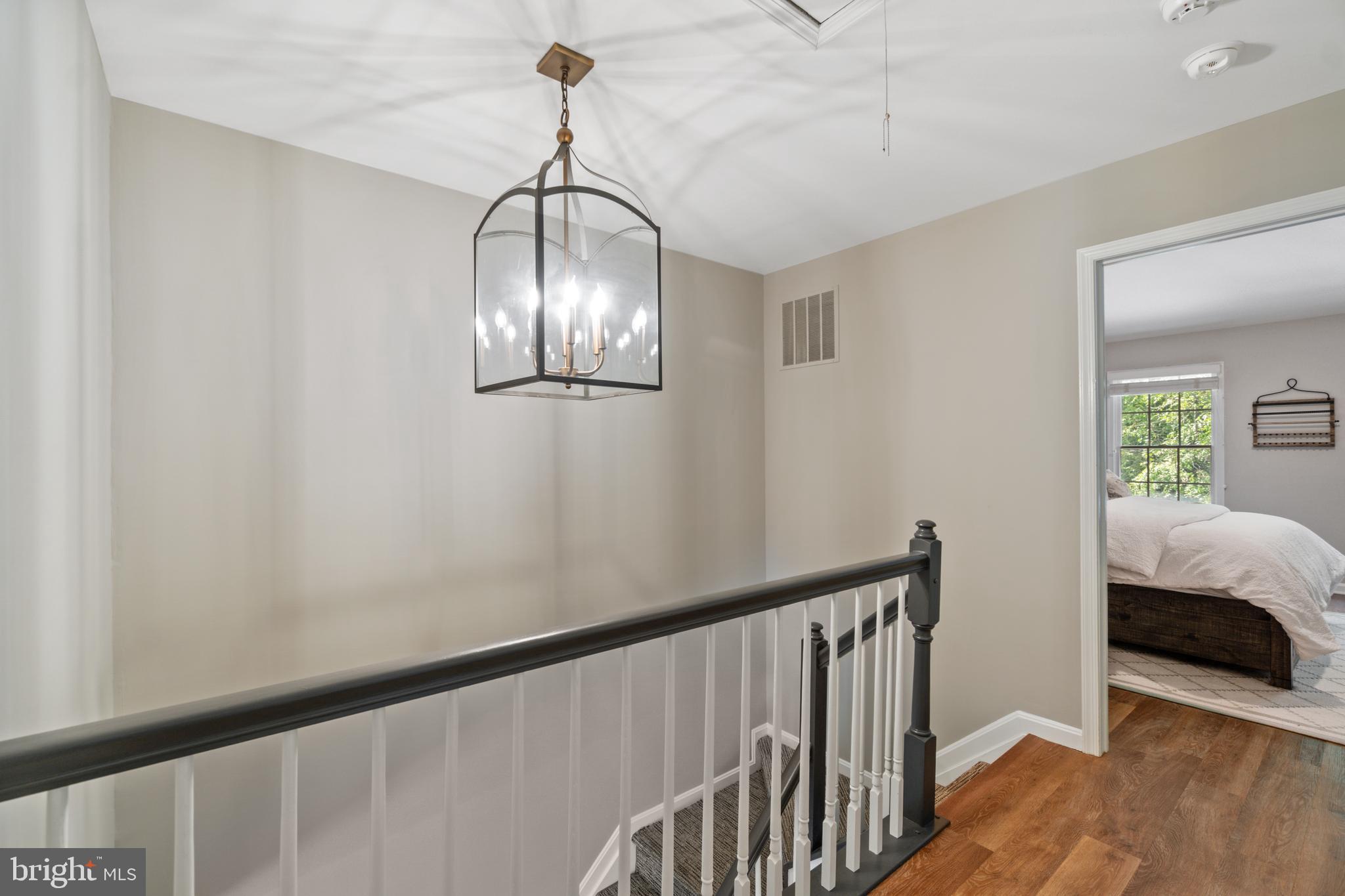 HUNTERS RUN - Residential