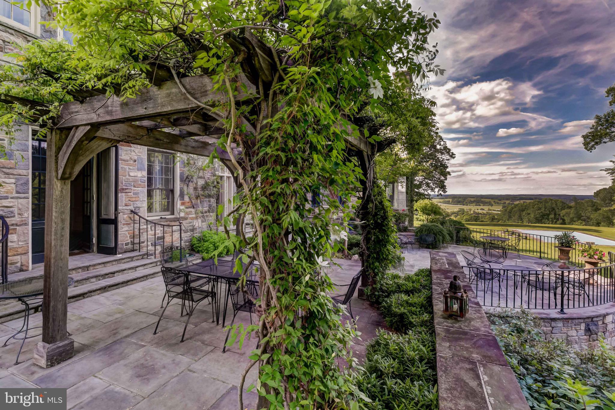 WORTHINGTON VALLEY - Residential