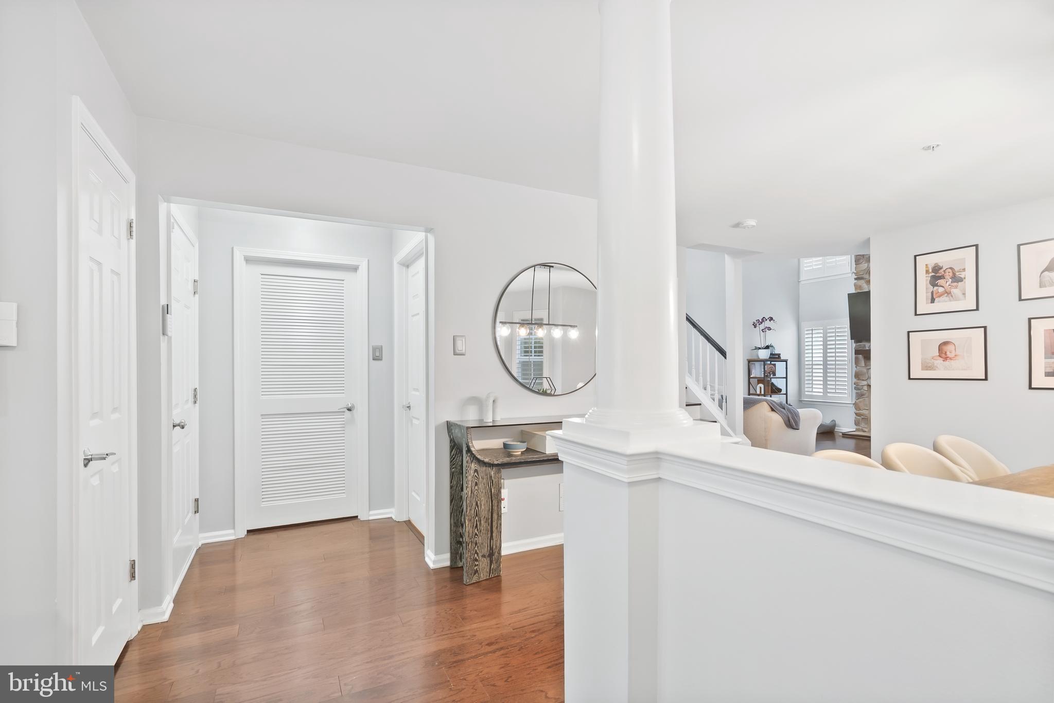 101 OAKTREE COURT