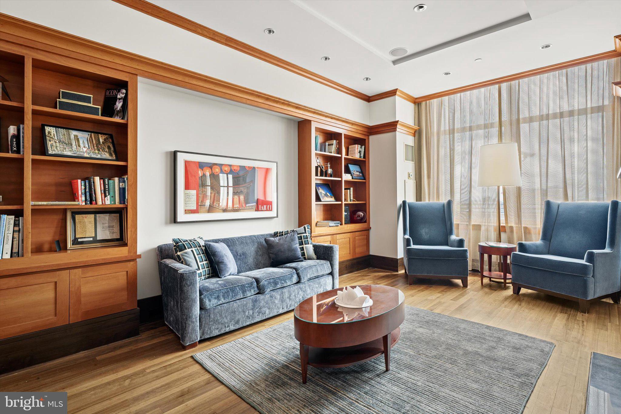 SYMPHONY HOUSE - Residential