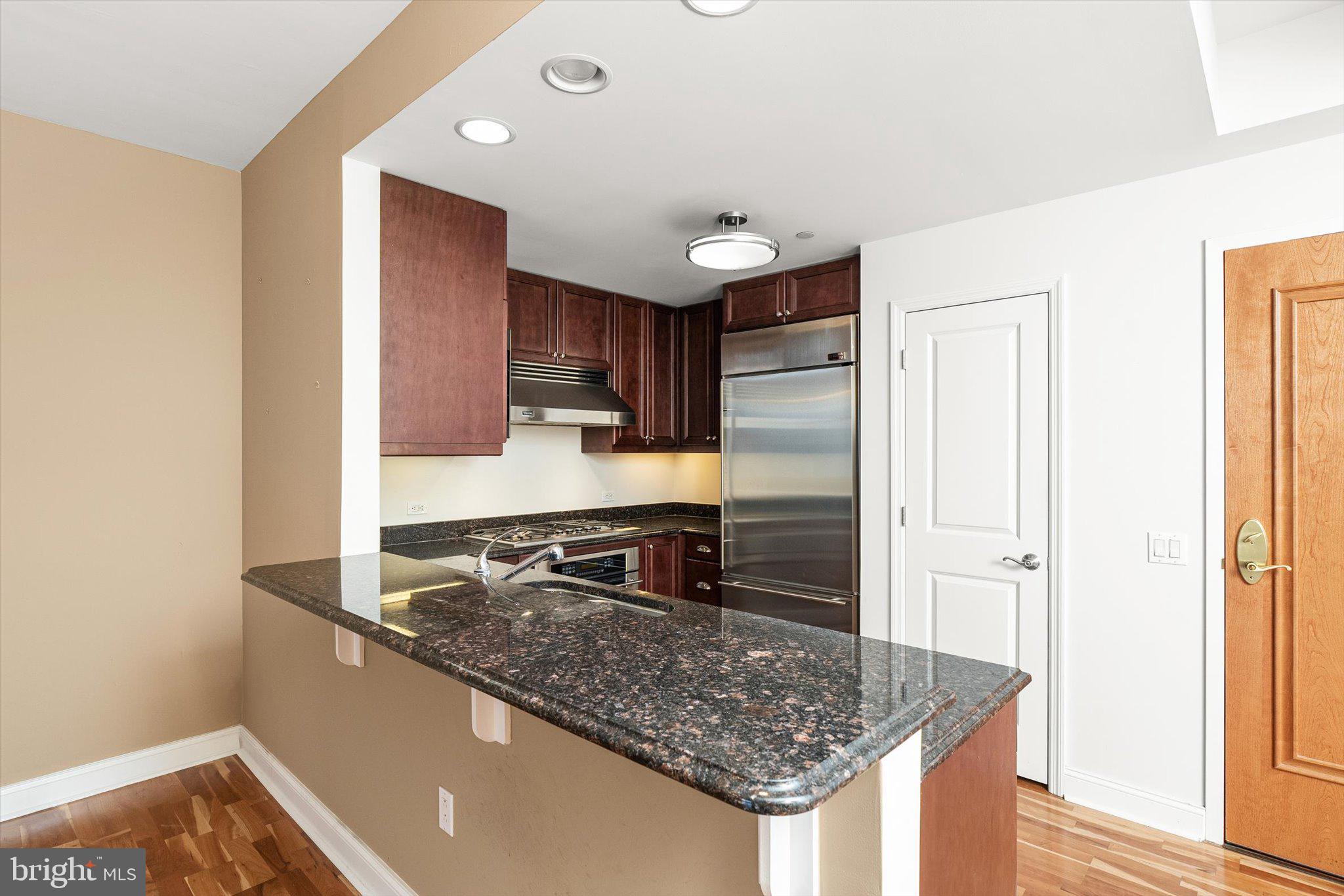 SYMPHONY HOUSE - Residential