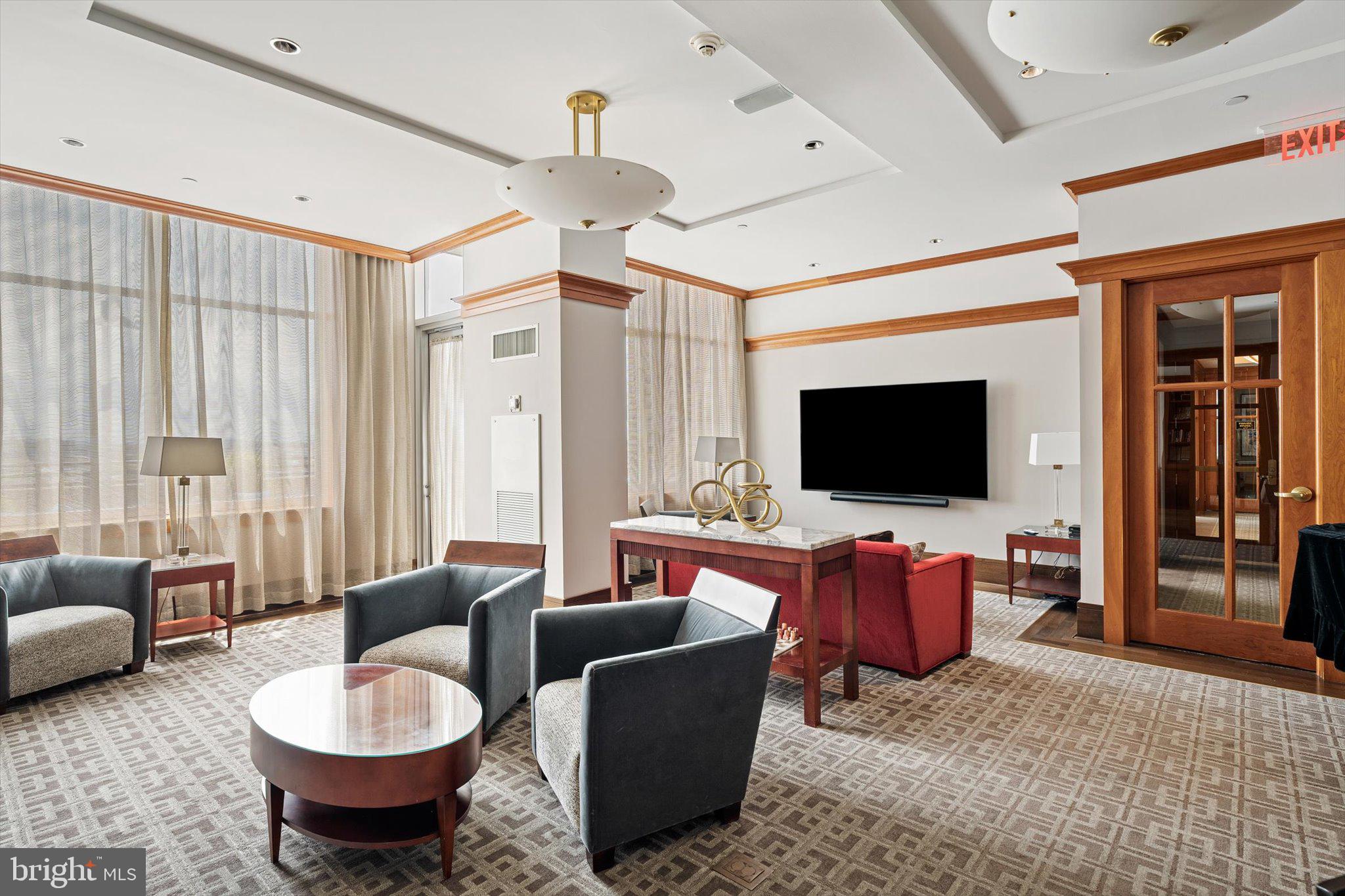 SYMPHONY HOUSE - Residential