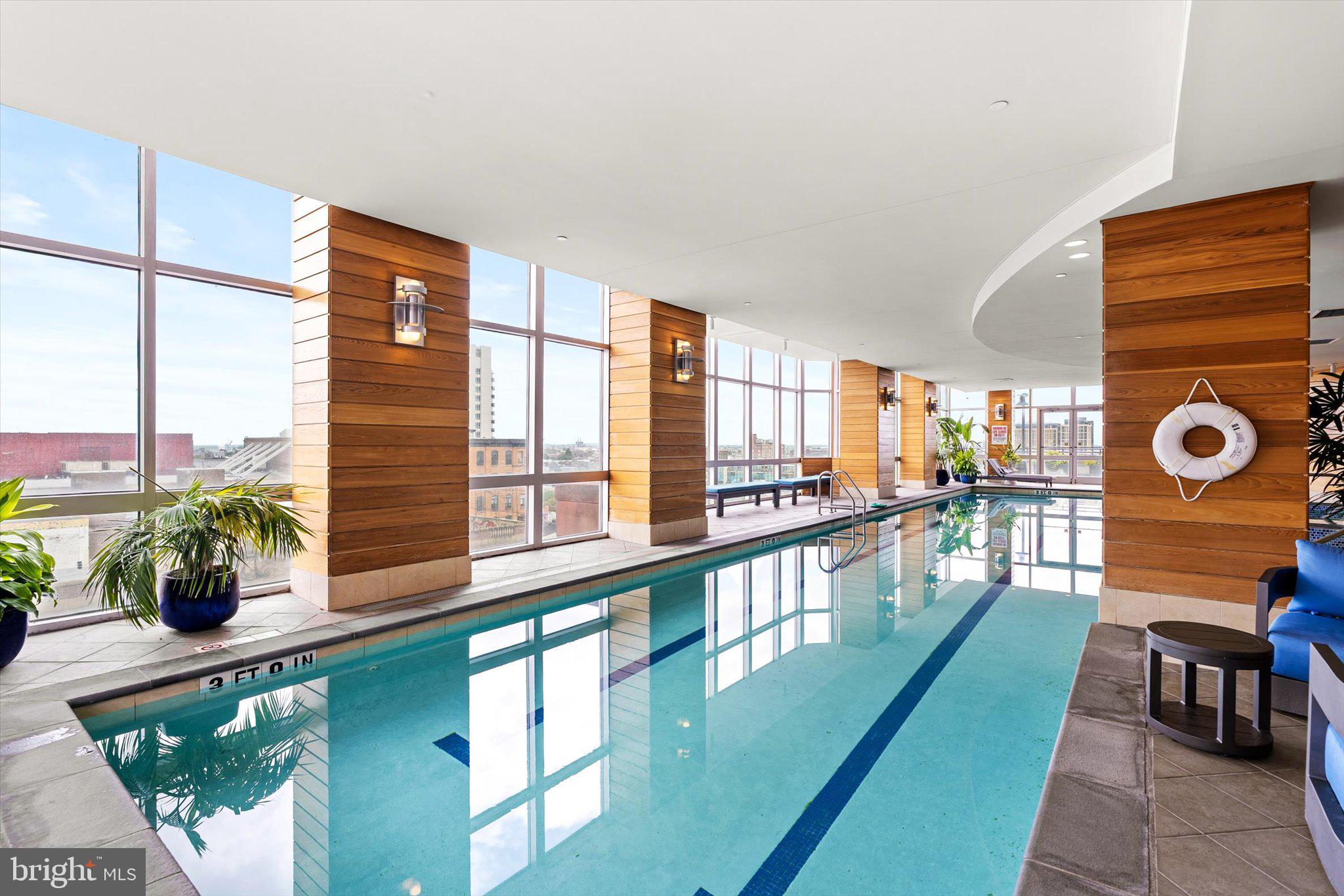 SYMPHONY HOUSE - Residential