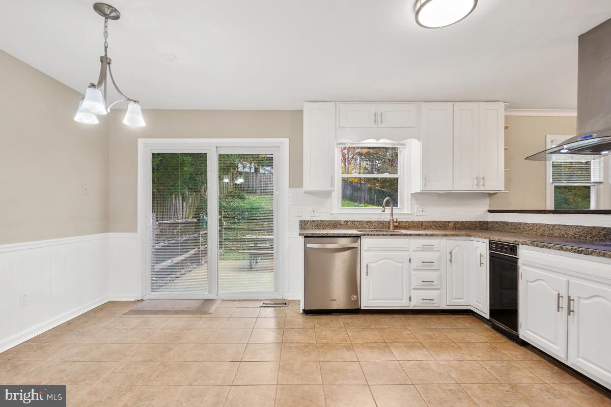 BEVERLY MANOR - Residential