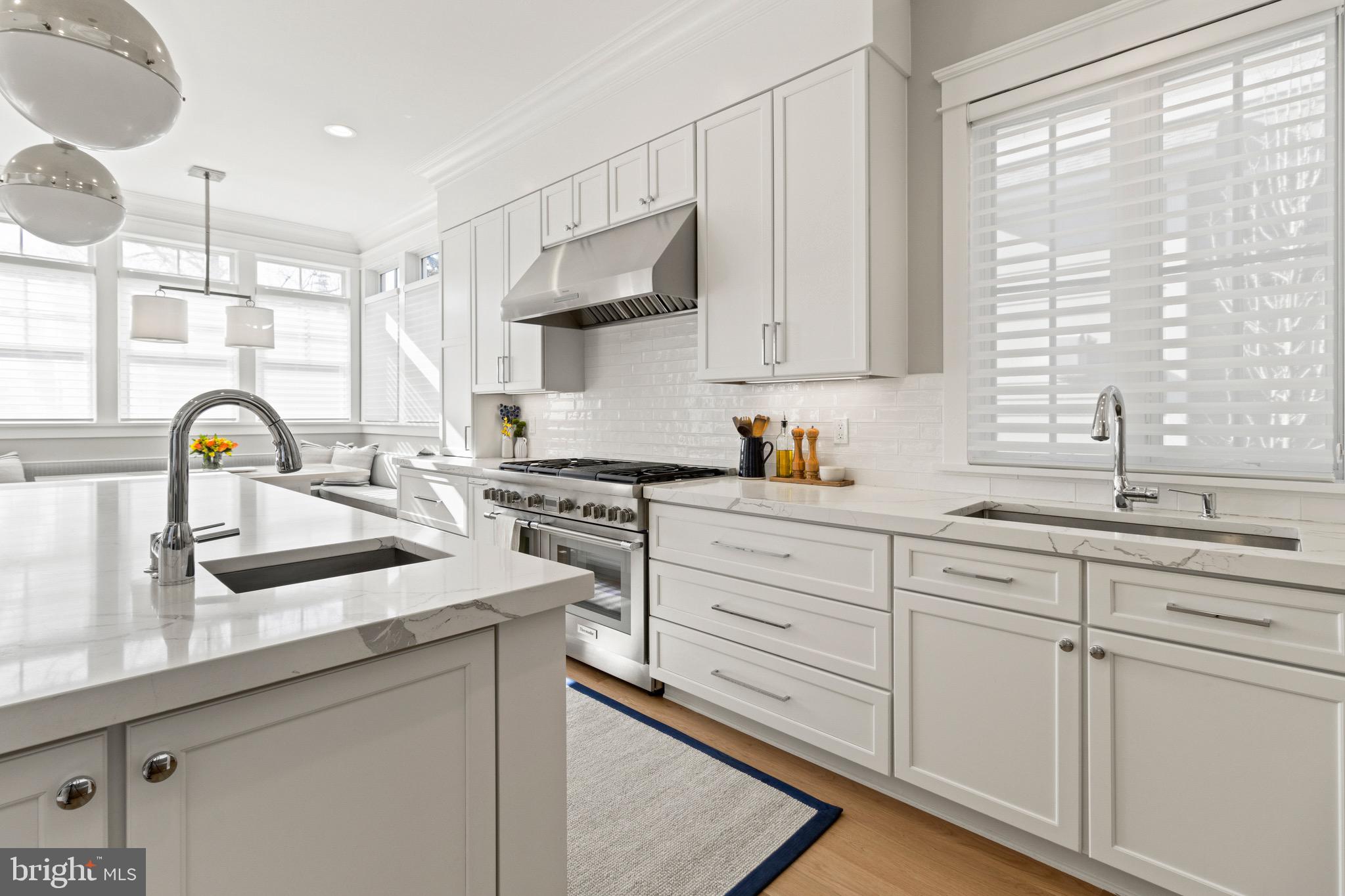 YORKTOWN - Residential