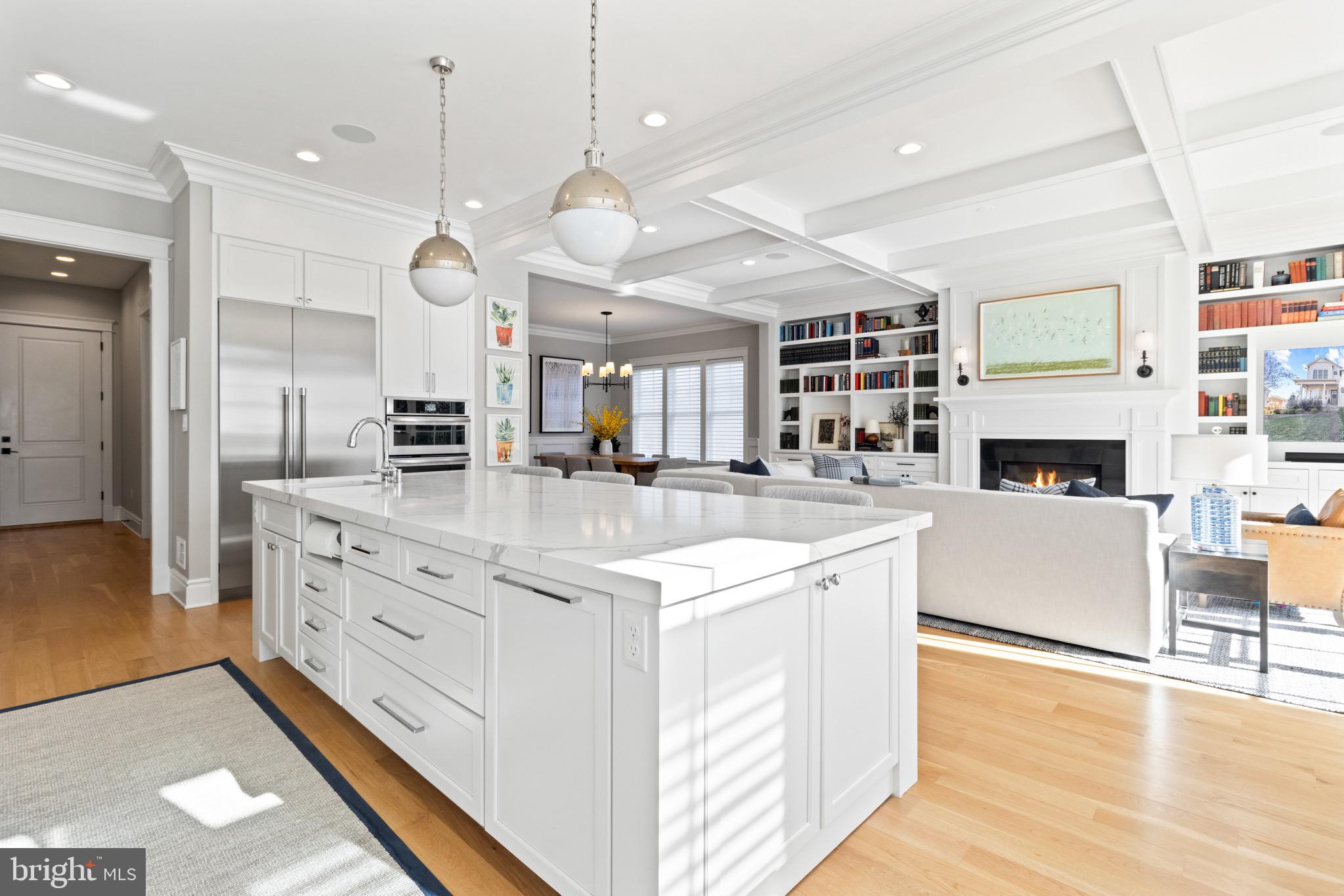 YORKTOWN - Residential