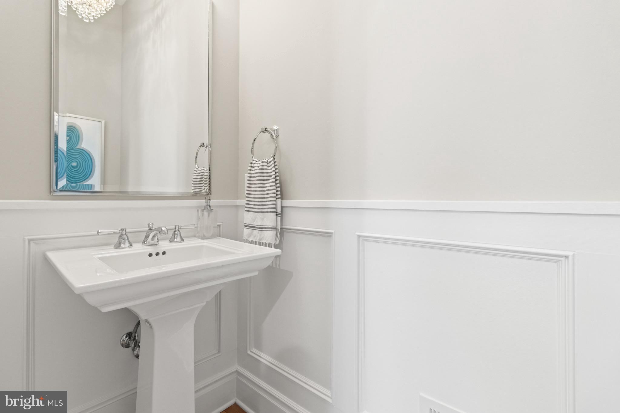 YORKTOWN - Residential