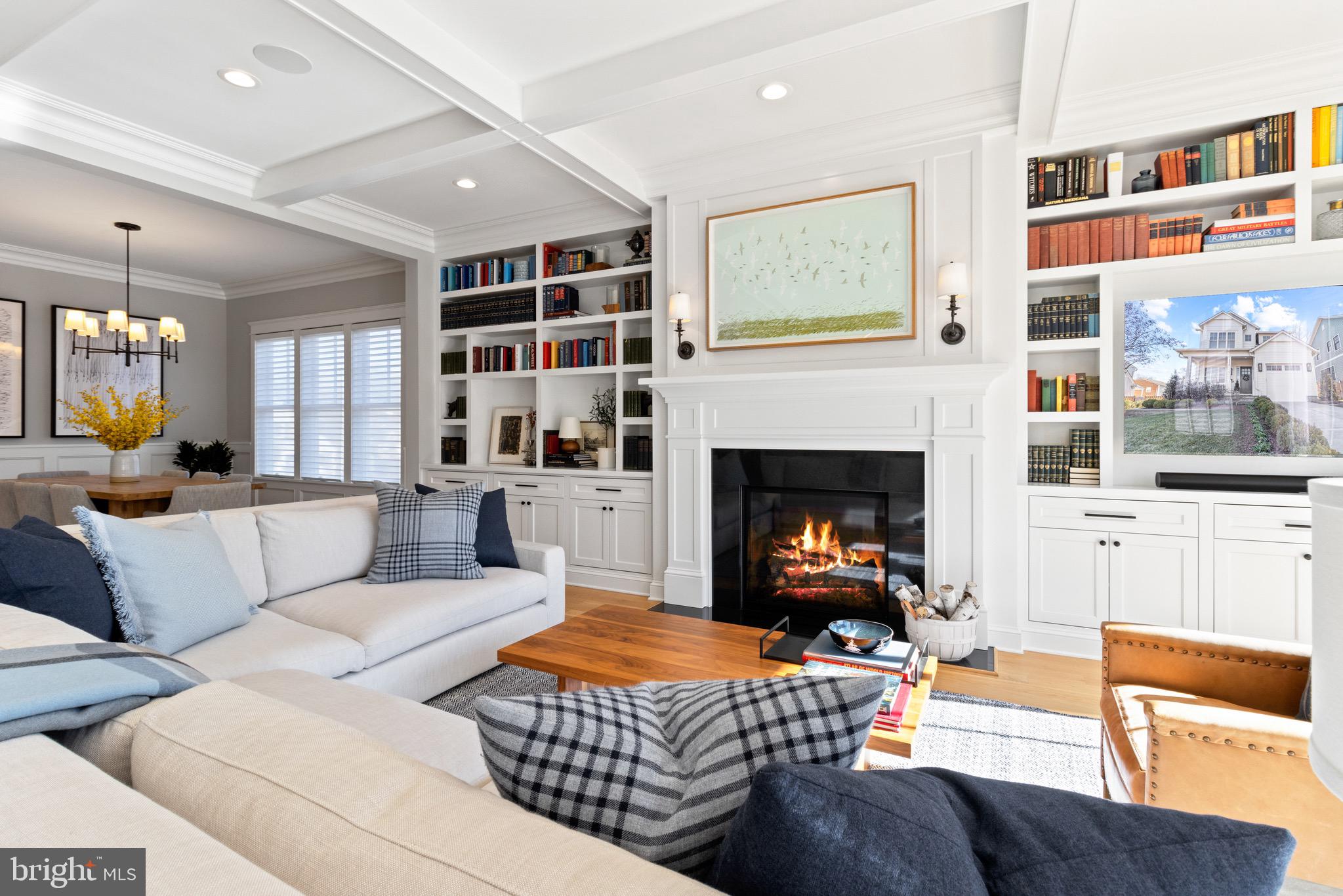 YORKTOWN - Residential