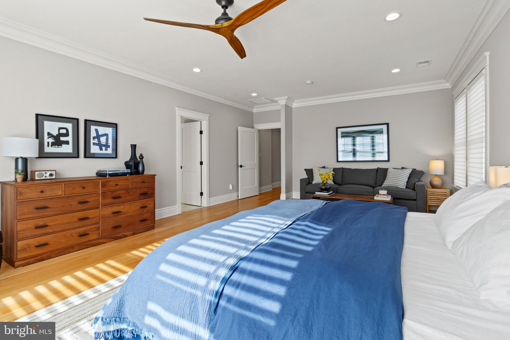 YORKTOWN - Residential