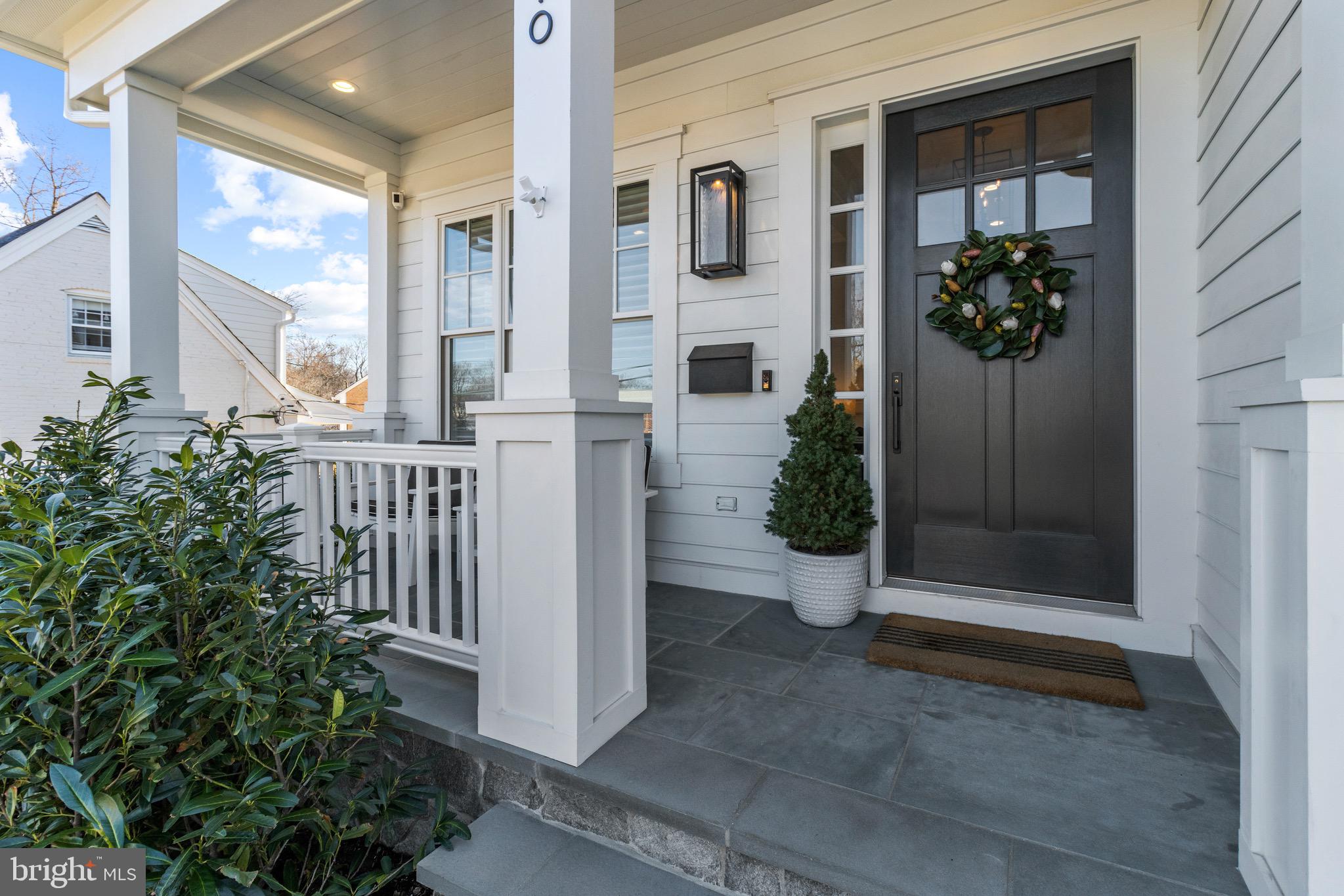 YORKTOWN - Residential