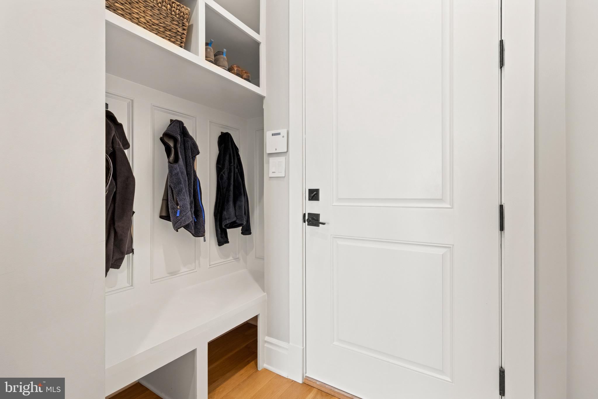 YORKTOWN - Residential