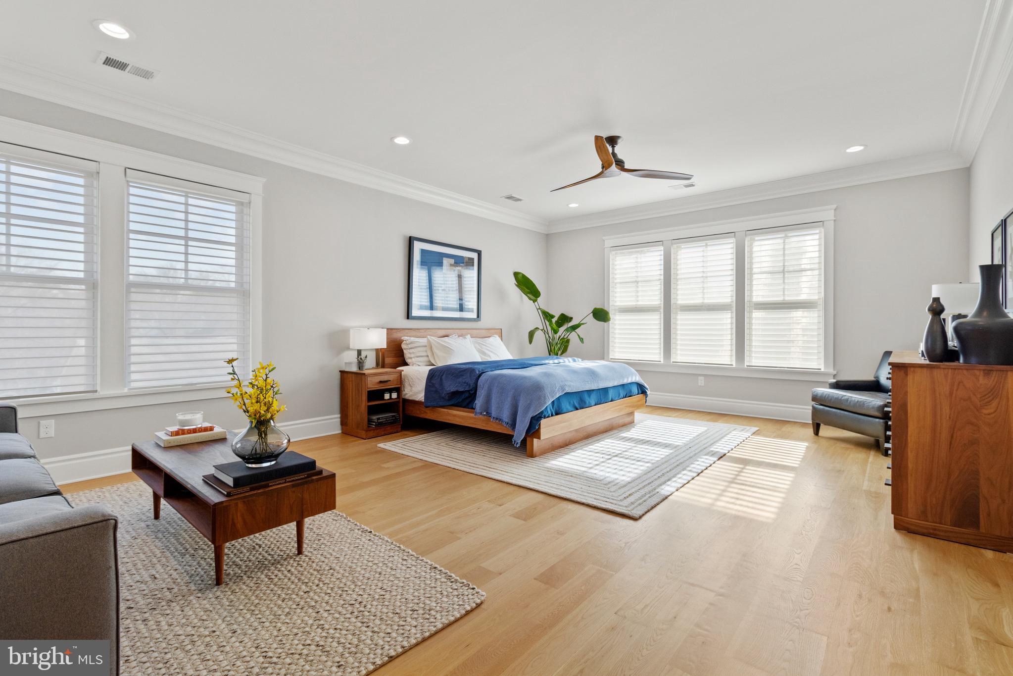 YORKTOWN - Residential