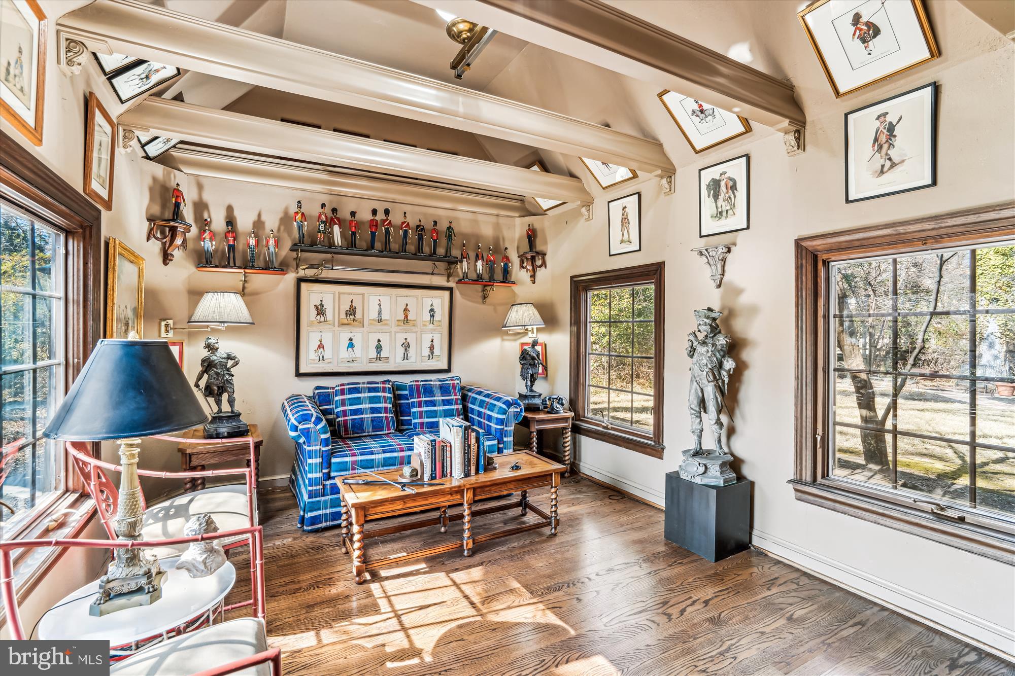 HILLANDALE - Residential