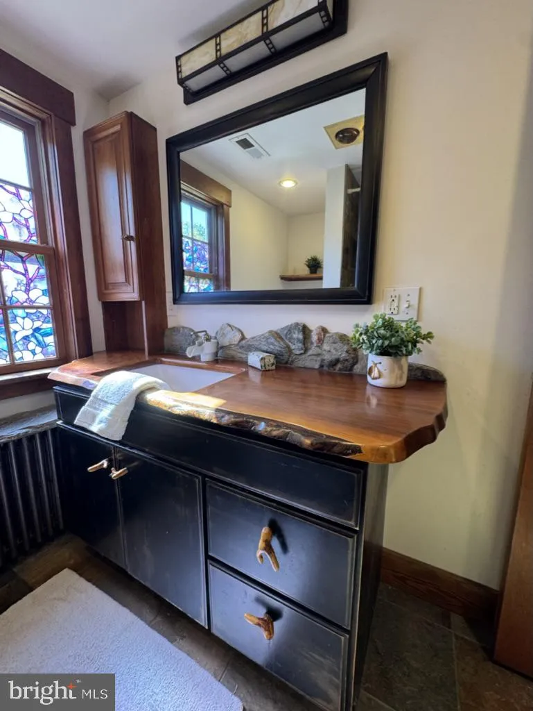 Coatesville, Pennsylvania 19320, United States, 3 Bedrooms Bedrooms, ,2 BathroomsBathrooms,Residential,Coming Soon,229209