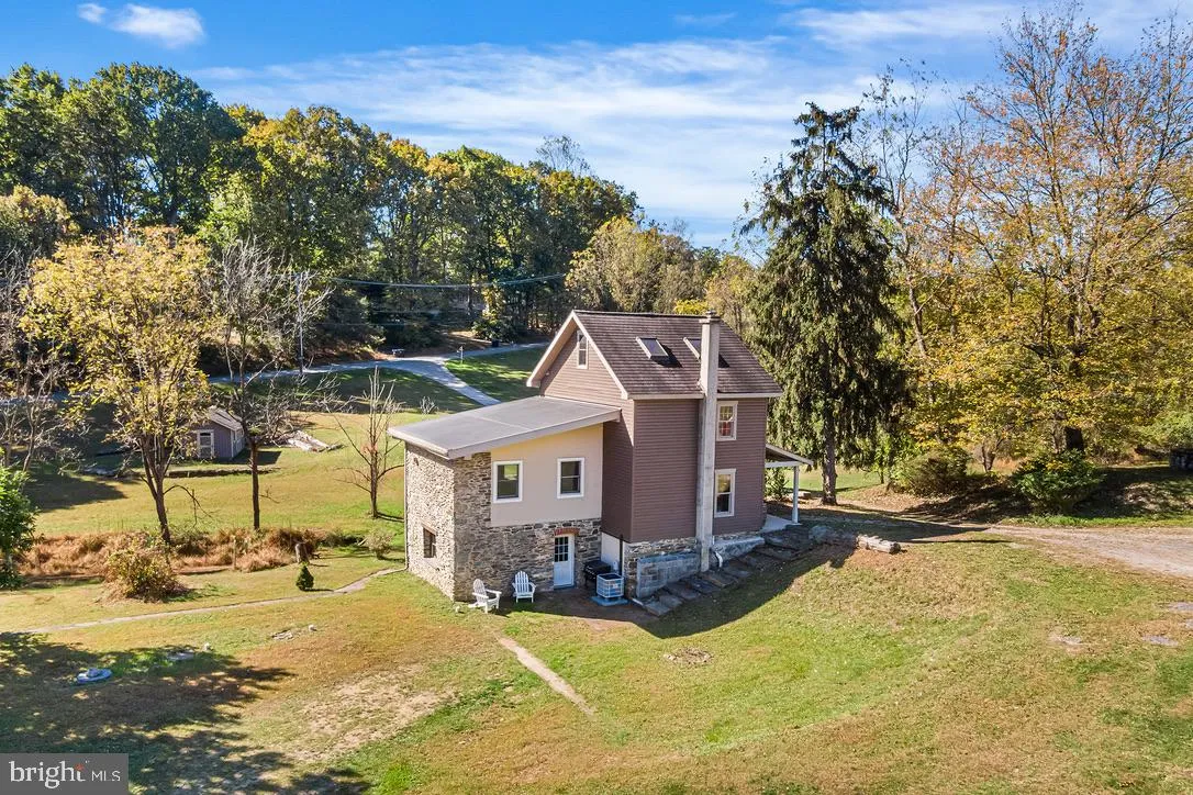 Coatesville, Pennsylvania 19320, United States, 3 Bedrooms Bedrooms, ,2 BathroomsBathrooms,Residential,Coming Soon,229209