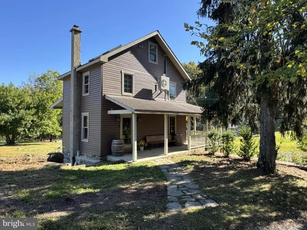 Coatesville, Pennsylvania 19320, United States, 3 Bedrooms Bedrooms, ,2 BathroomsBathrooms,Residential,Coming Soon,229209