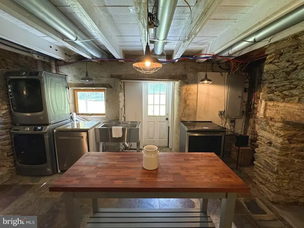 Coatesville, Pennsylvania 19320, United States, 3 Bedrooms Bedrooms, ,2 BathroomsBathrooms,Residential,Coming Soon,229209