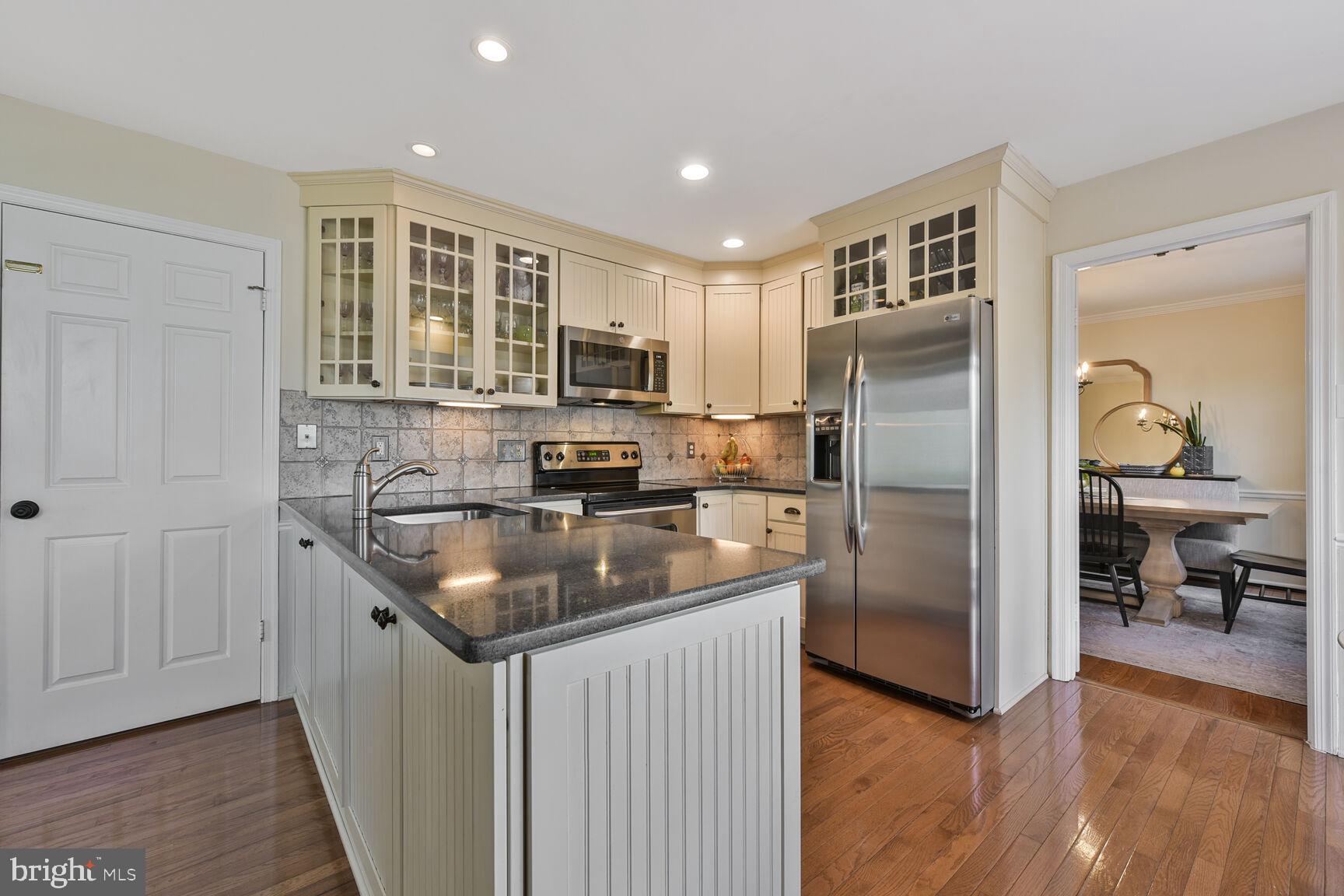 BURKE CENTRE - Residential