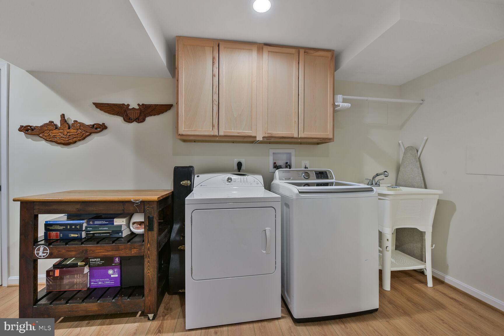 BURKE CENTRE - Residential