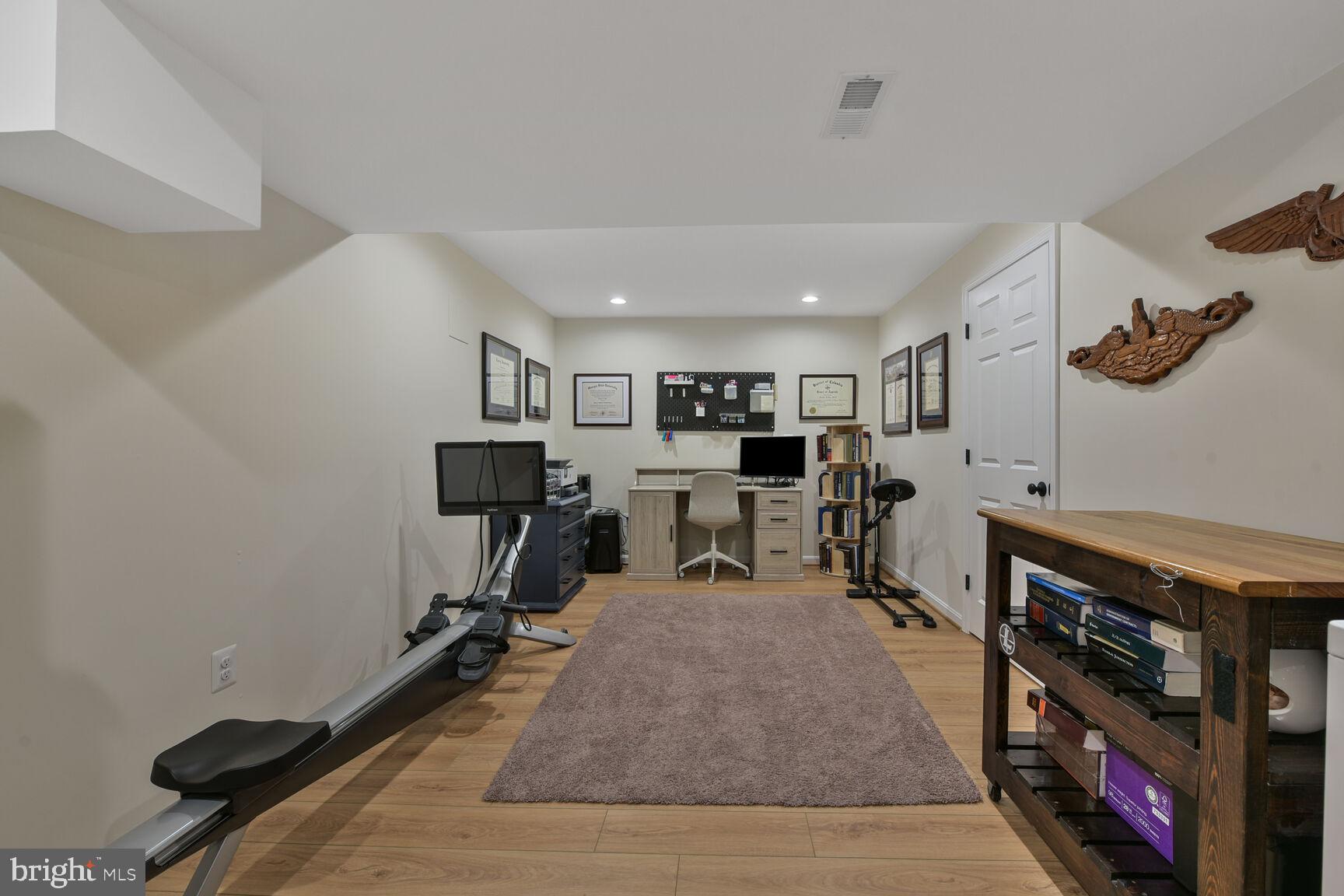 BURKE CENTRE - Residential