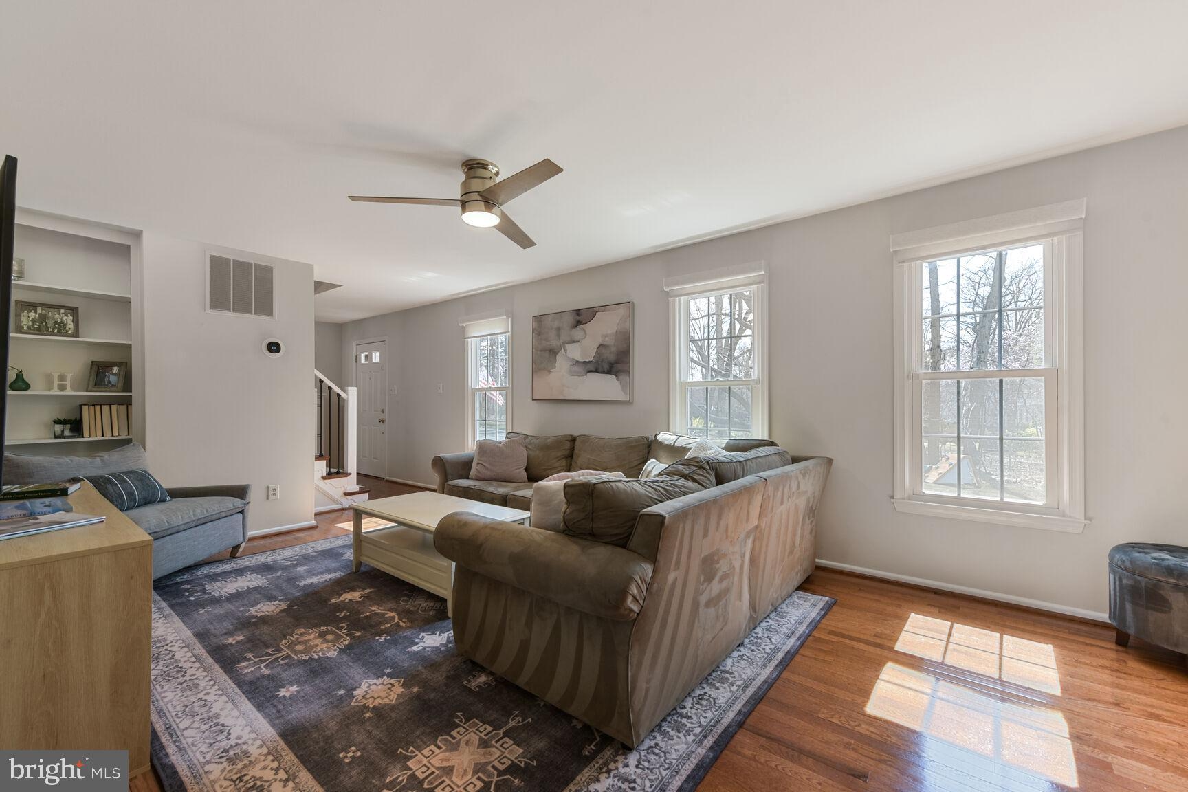 BURKE CENTRE - Residential