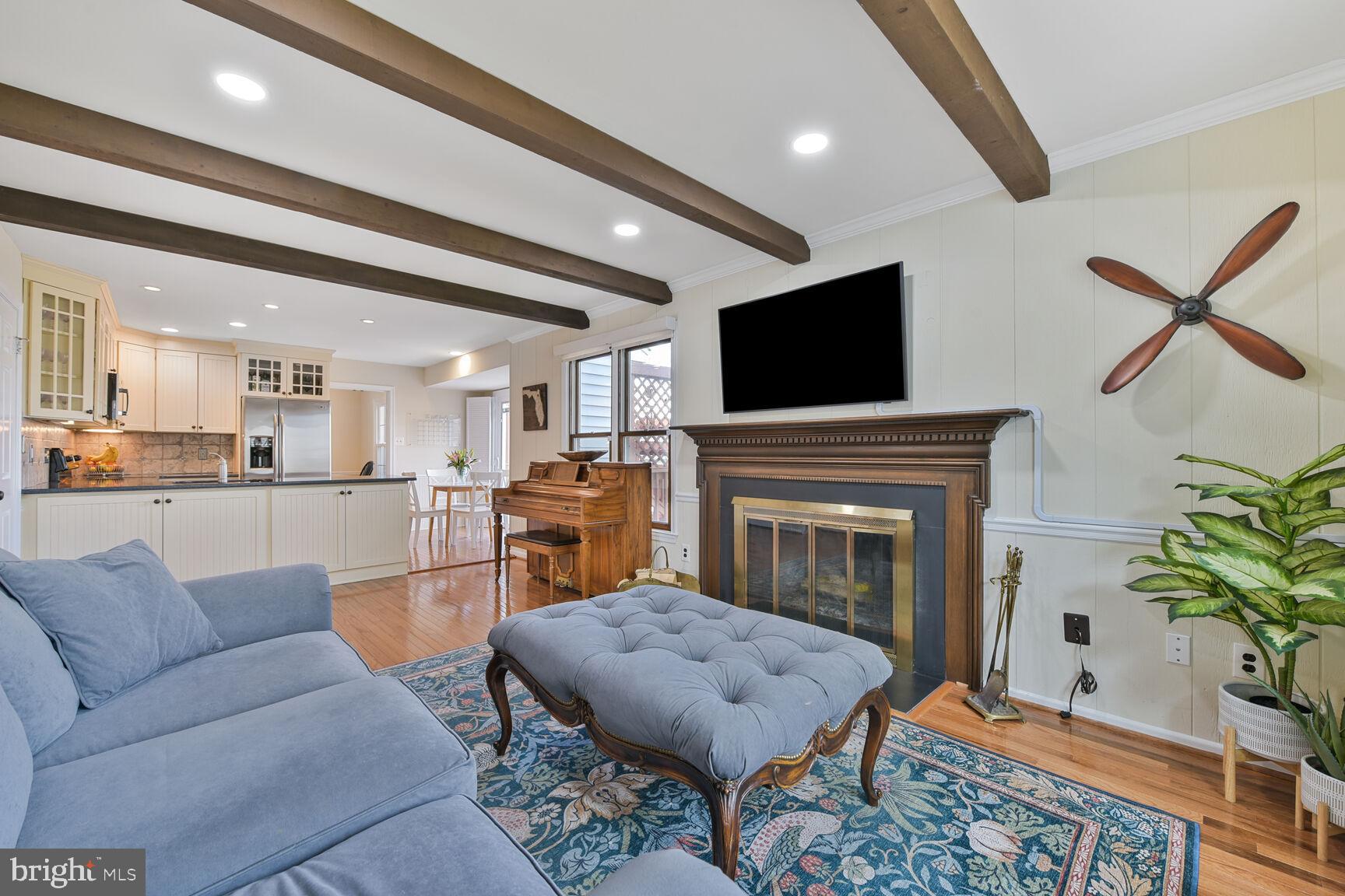 BURKE CENTRE - Residential