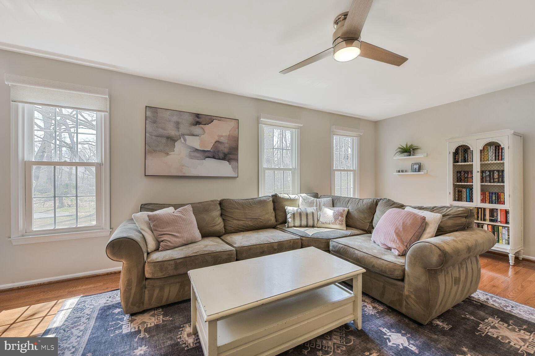 BURKE CENTRE - Residential